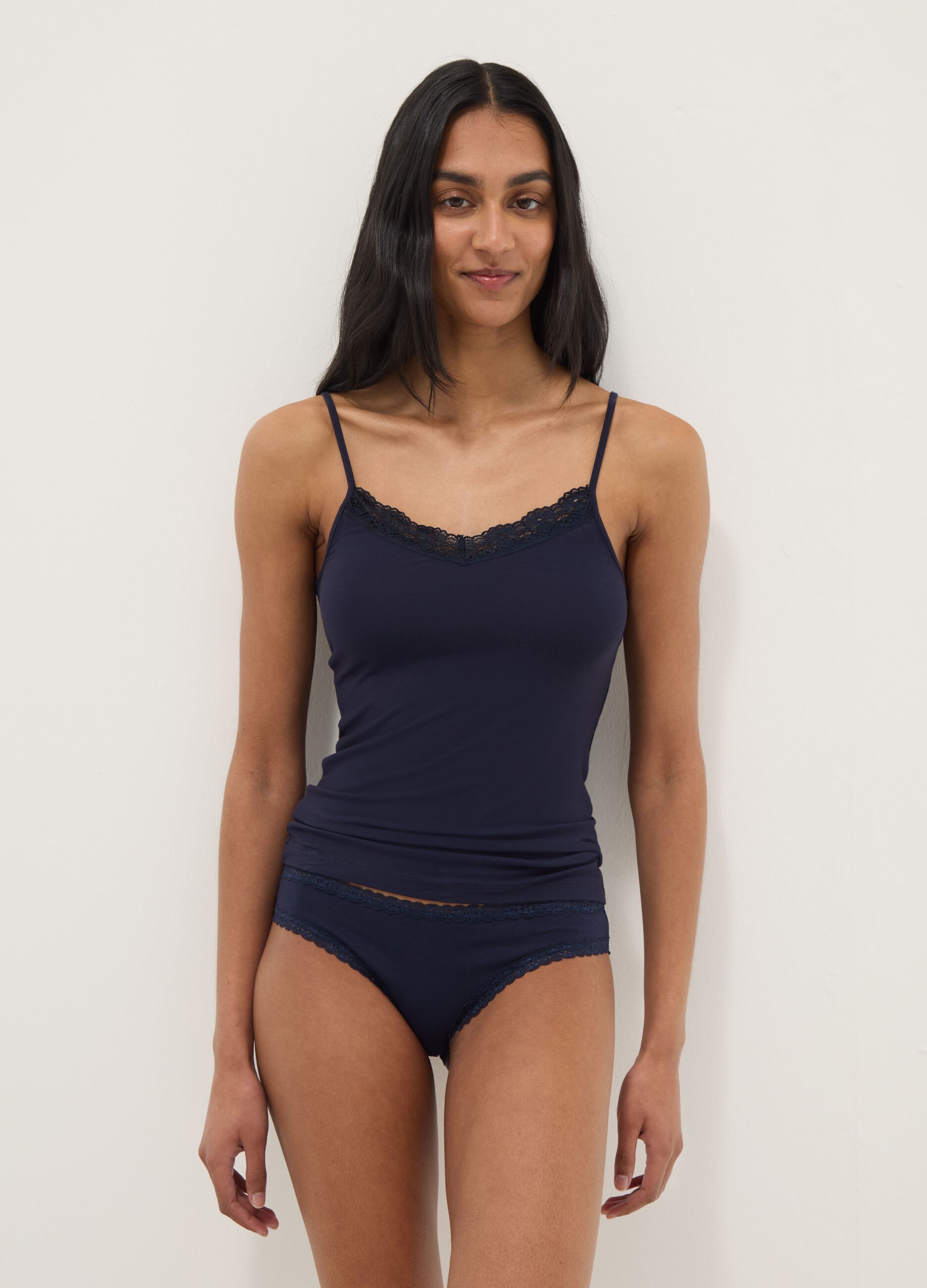 Blaue Slim-Fit-Stretch-Viskose-Tr&auml;gerhemd mit Spitze