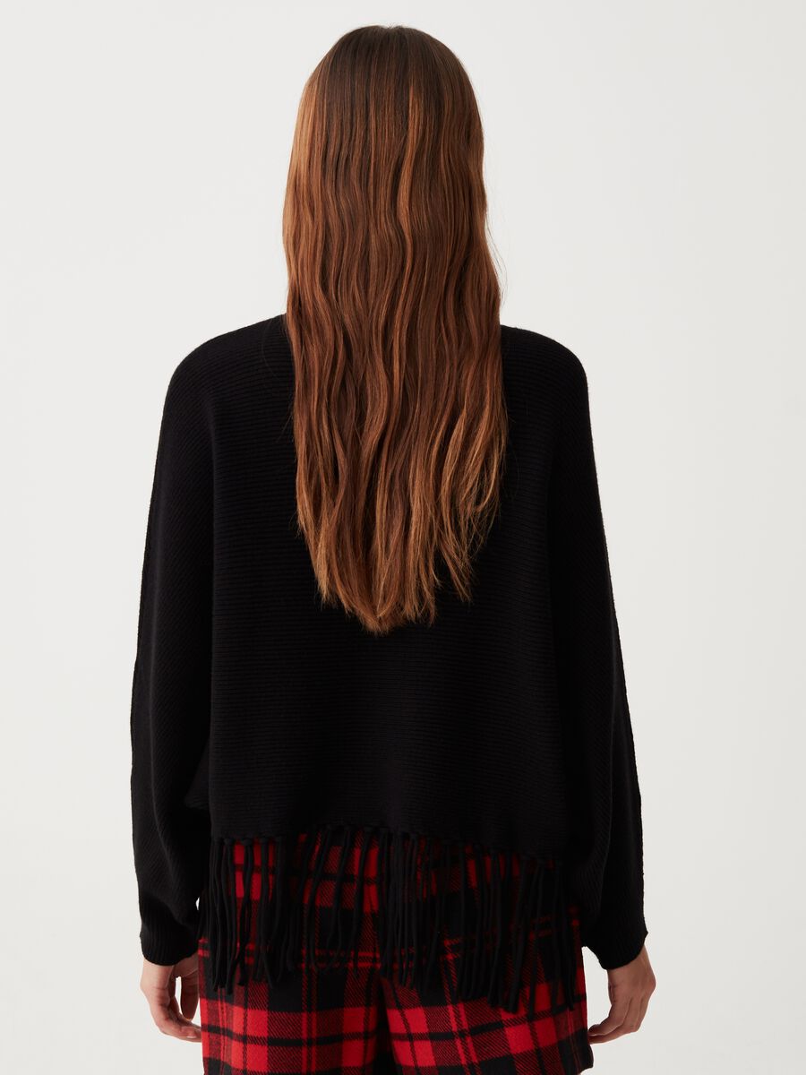 Ribbed pullover with fringing_2