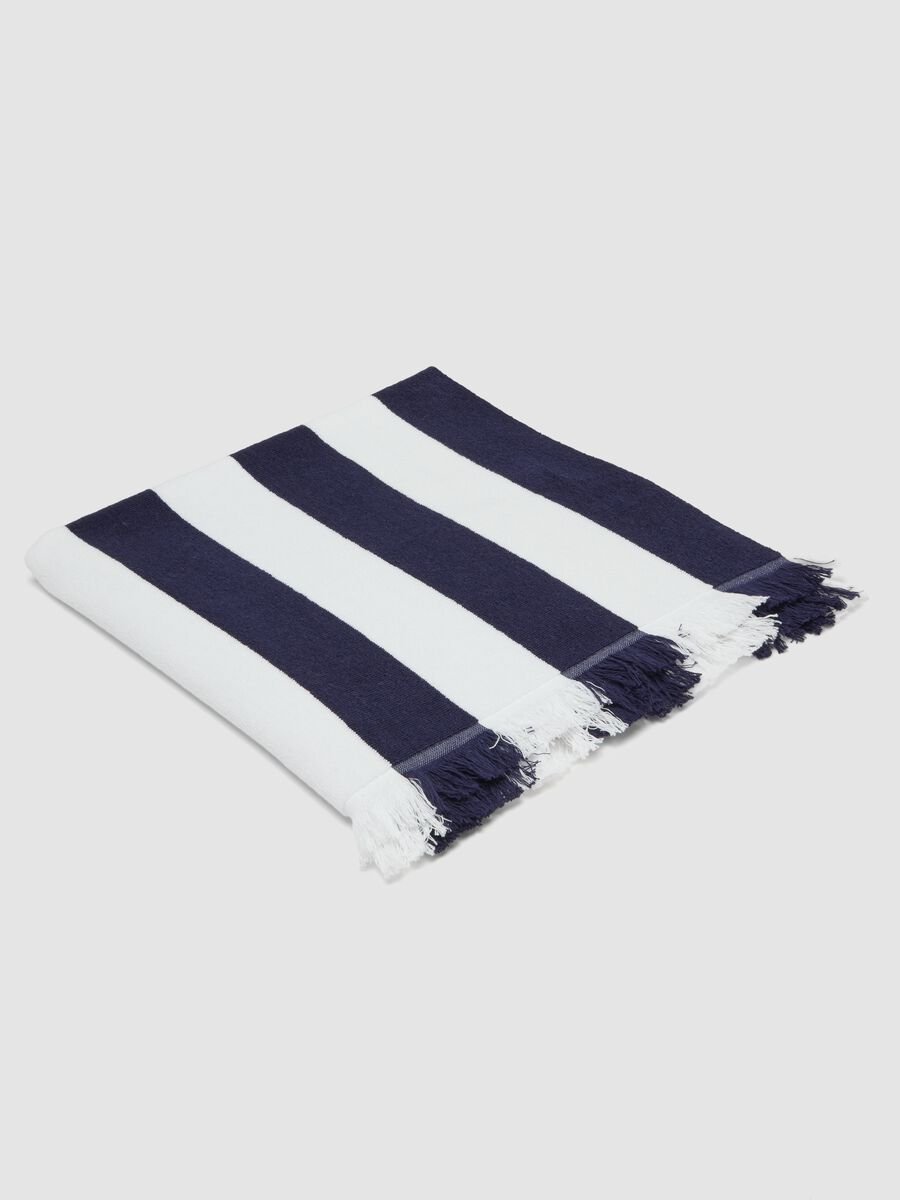 Blue and white pure cotton beach towel with fringes_0