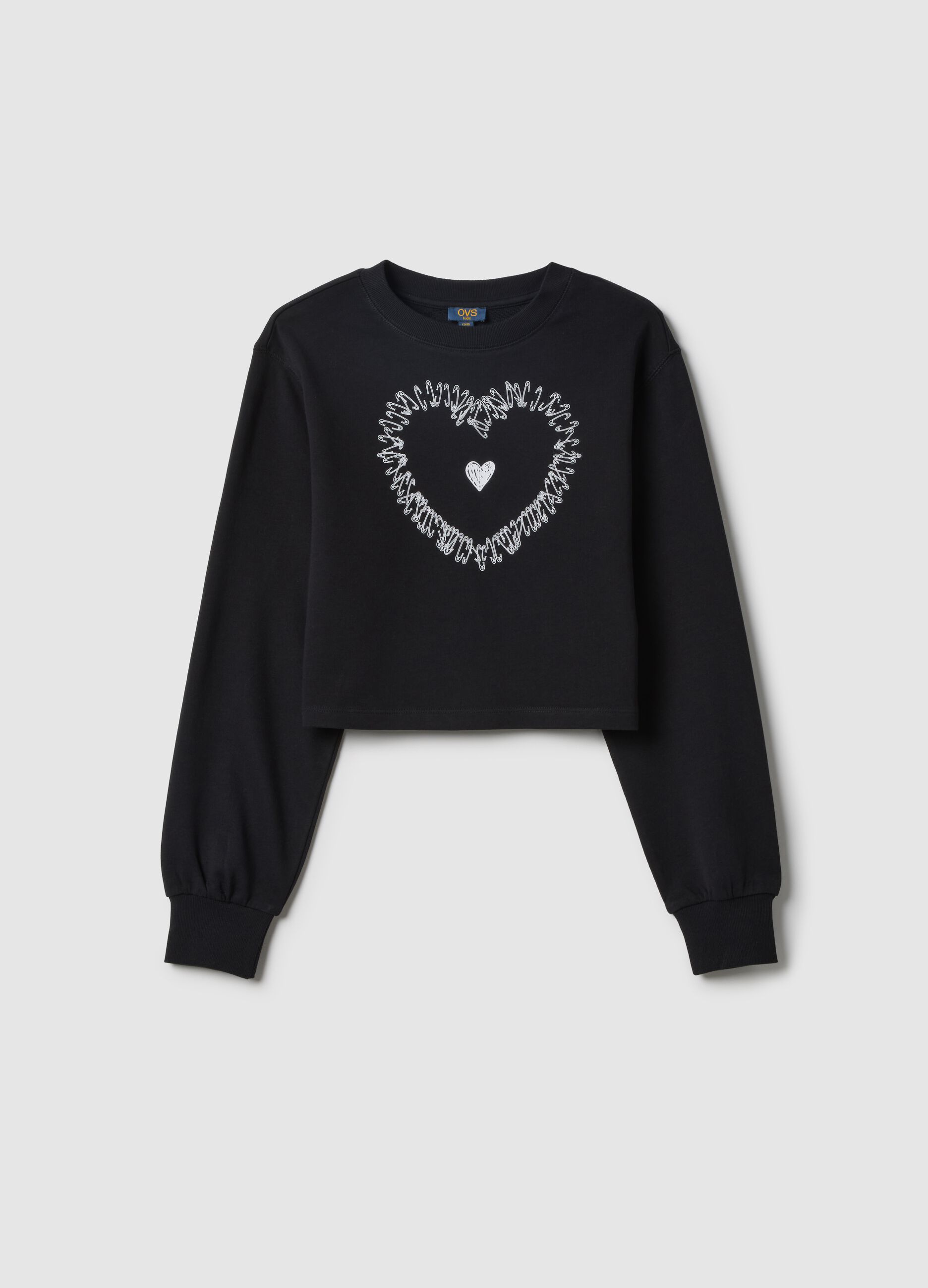 Sudadera negra de algod&oacute;n puro para chica, corte regular con coraz&oacute;n bordado