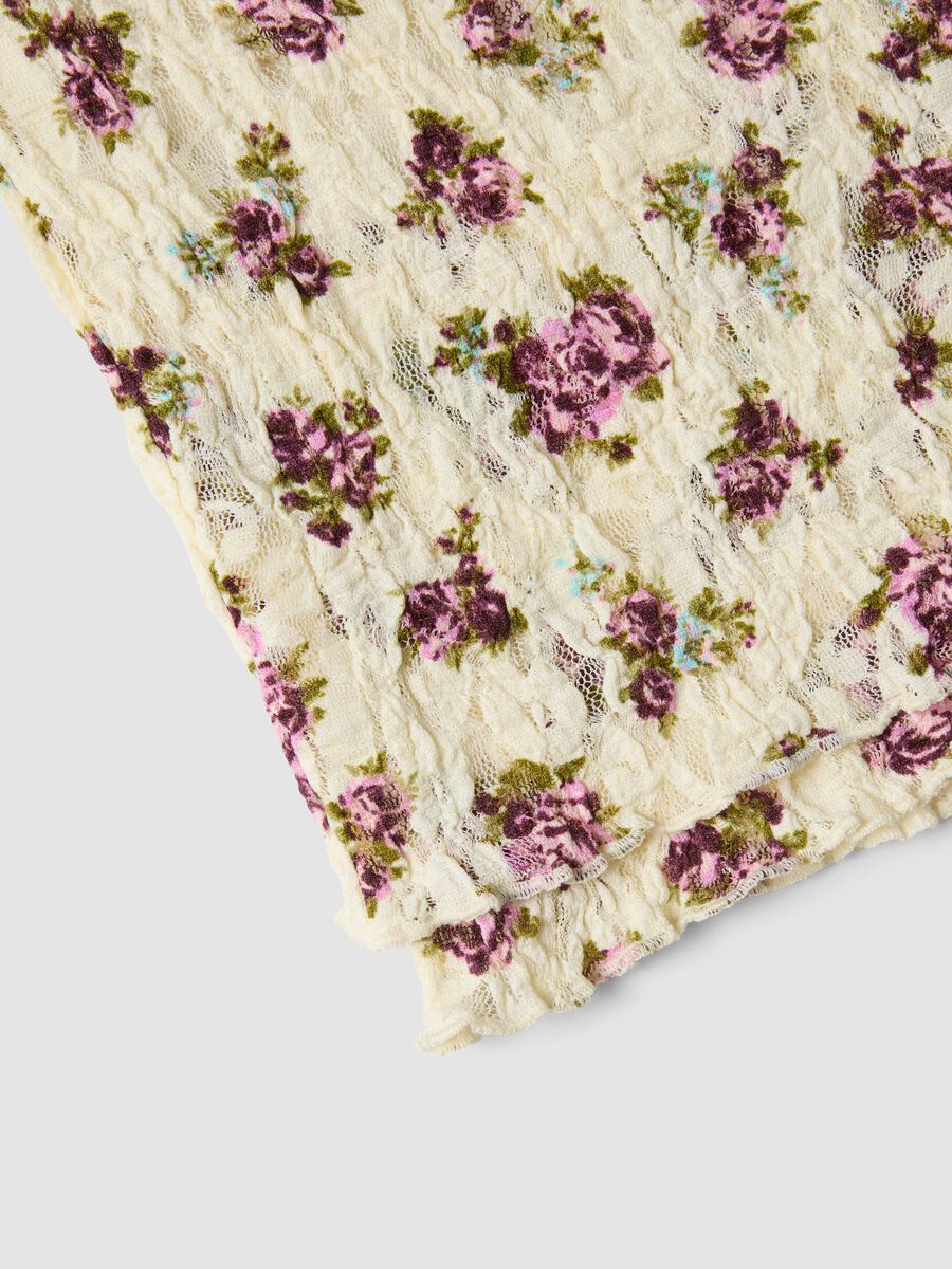 Kurzes beiges Stretch-Top mit Blumenmuster_5