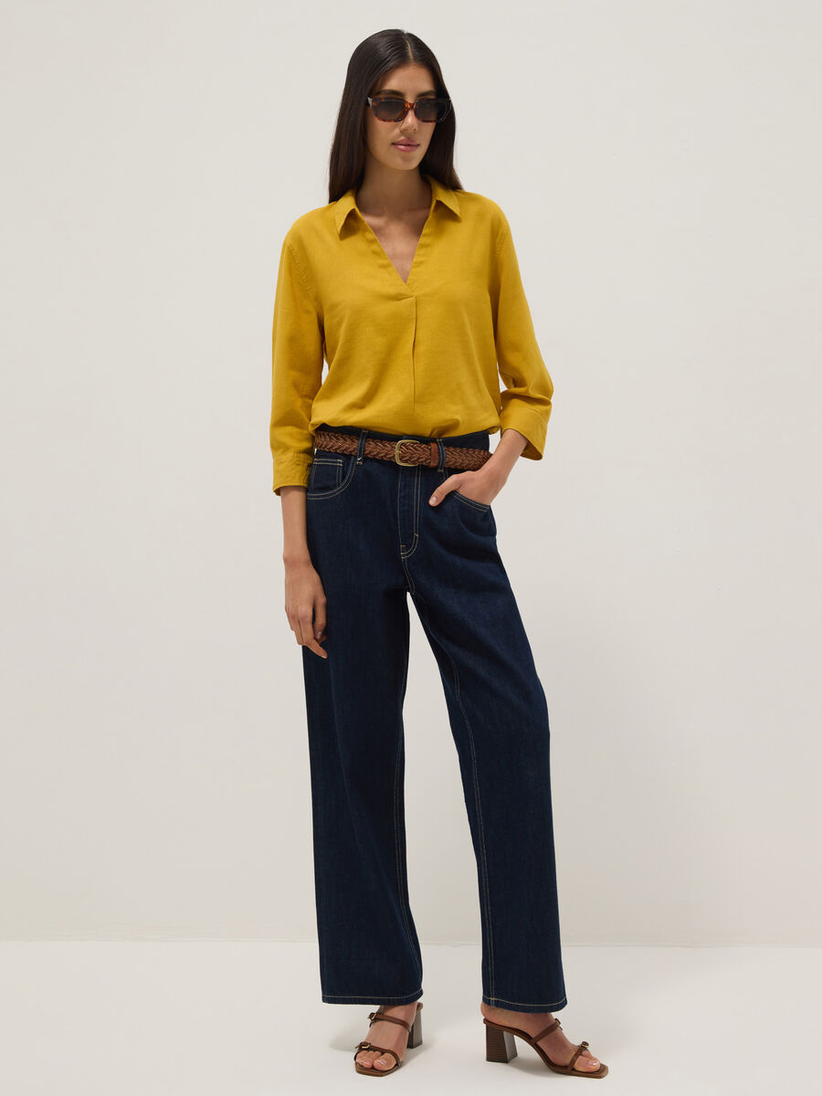 Žuta ko&scaron;ulja regular kroja od mje&scaron;avine lana i viskoze s V-izrezom_3