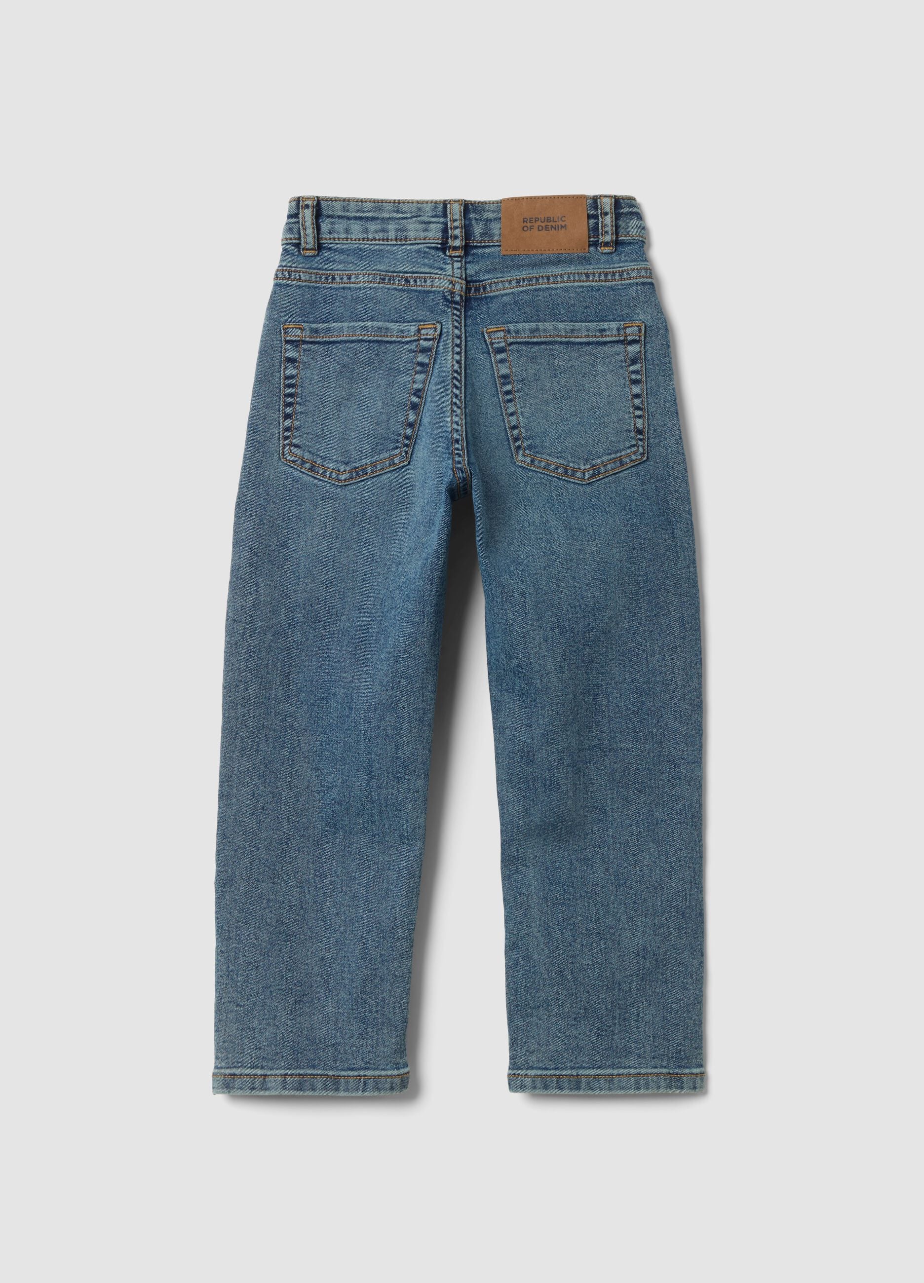 Jeans blu chiaro in cotone elasticizzato straight fit
