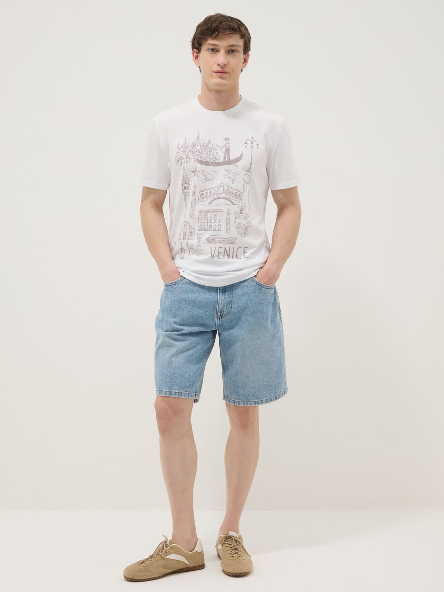 Wei&szlig;es T-Shirt aus reiner Baumwolle mit Print, Regular Fit_1