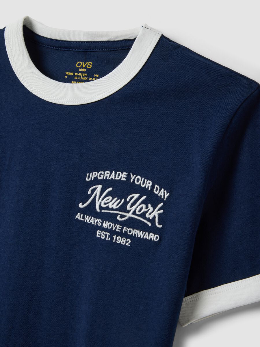 Blue organic cotton T-shirt with print, relaxed fit for boys_5