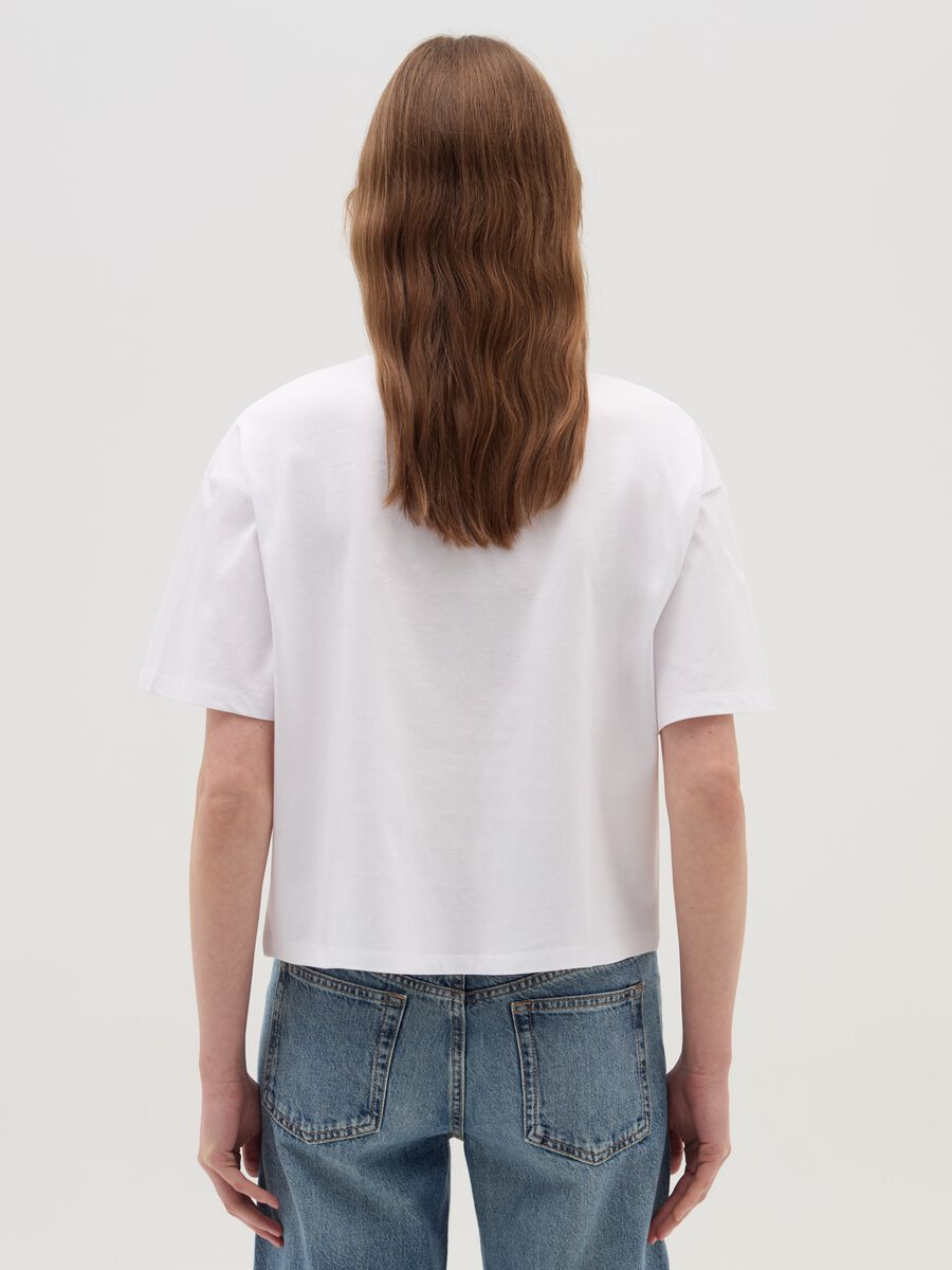 Boxy-fit T-shirt in cotton with gems_2
