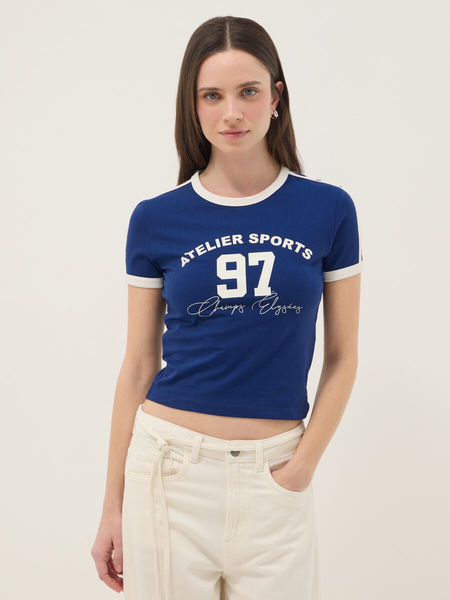 Slim Fit T-Shirt aus elastischer blauer Baumwolle mit Druck_1