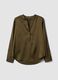 Camicia verde in tessuto elasticizzato con collo coreano_4