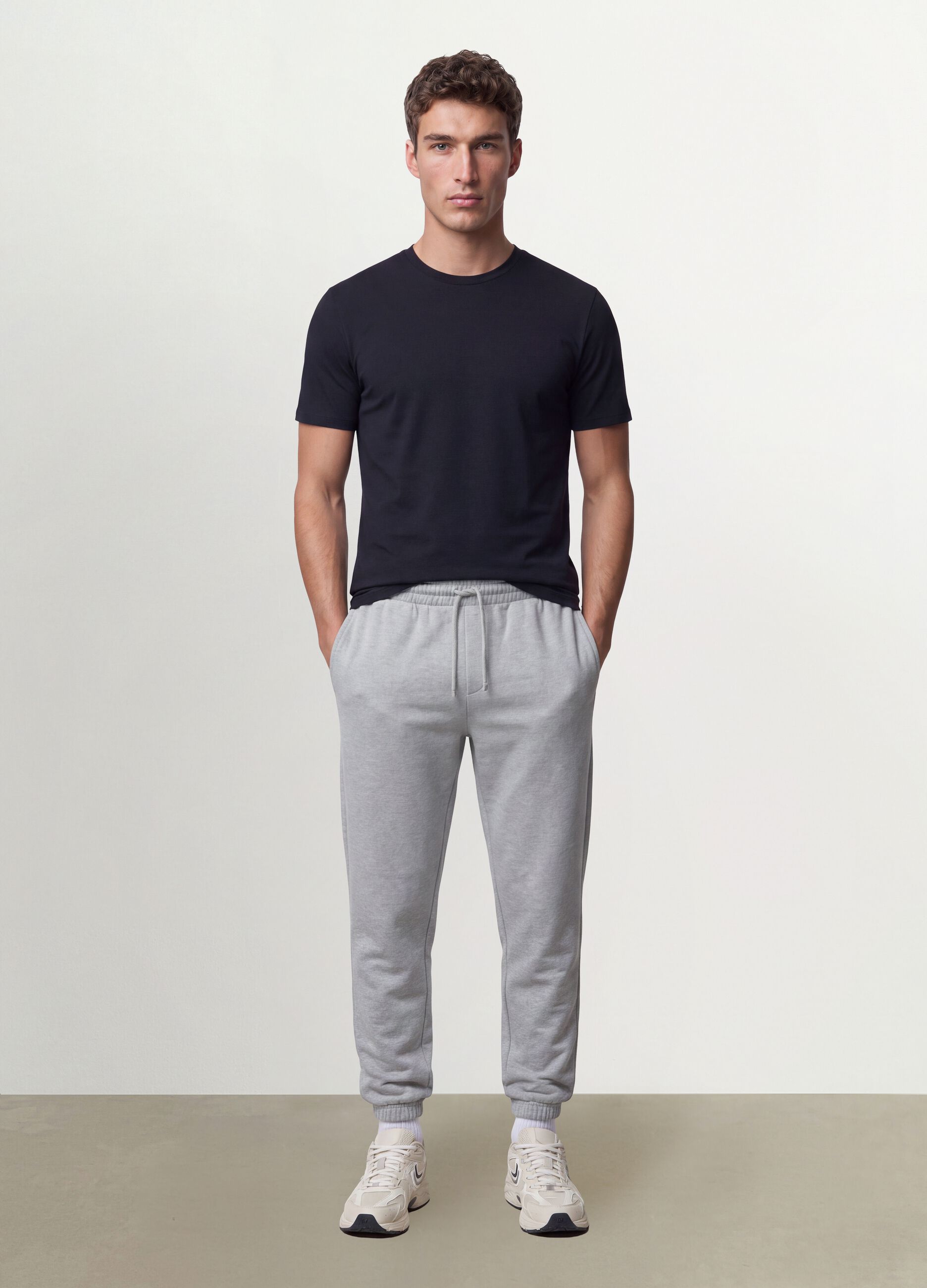 Black organic cotton slim-fit short-sleeve T-shirt