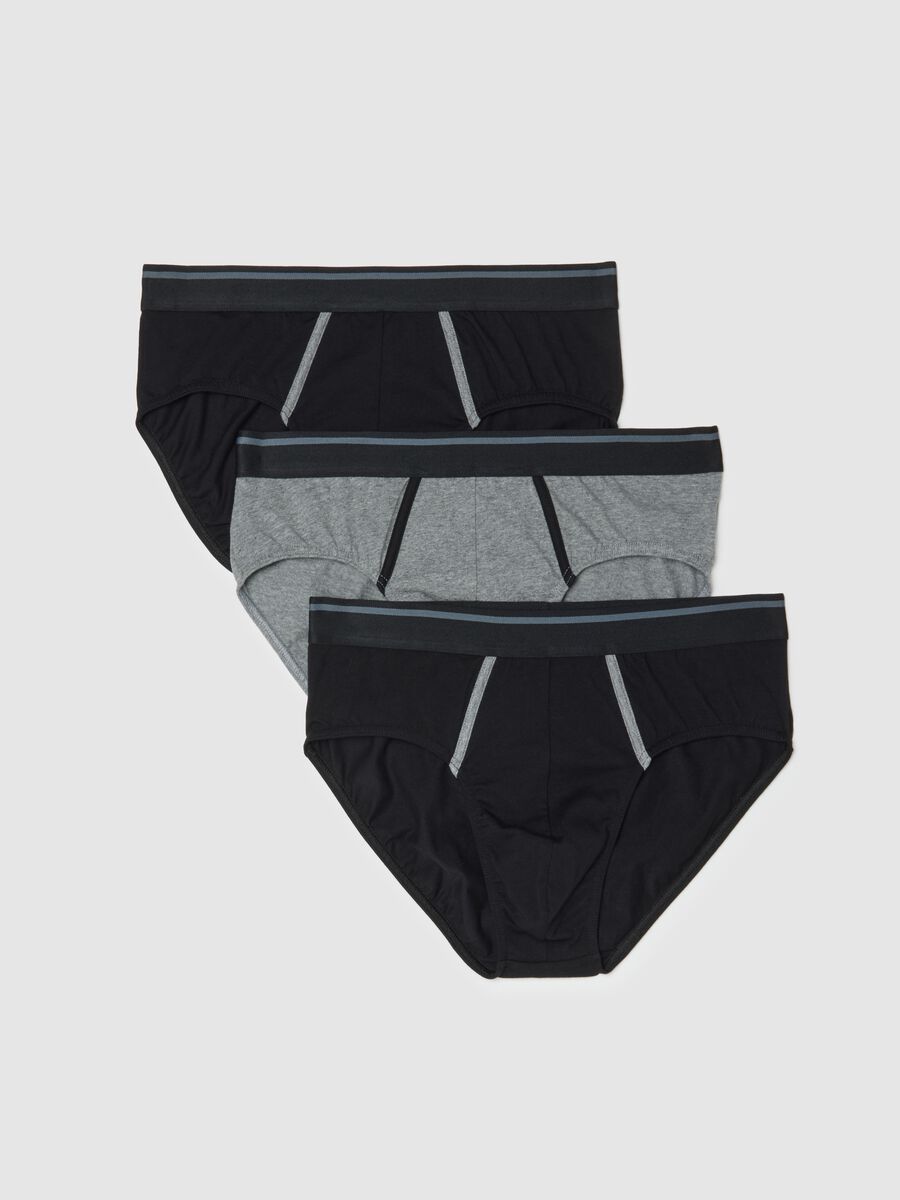 &Tau;&rho;&iota;&pi;&lambda;έ&tau;&alpha; &pi;&omicron;&lambda;ύ&chi;&rho;&omega;&mu;&alpha; &epsilon;&lambda;&alpha;&sigma;&tau;&iota;&kappa;ή &beta;&alpha;&mu;&beta;&alpha;&kappa;&epsilon;&rho;ά &epsilon;&sigma;ώ&rho;&omicron;&upsilon;&chi;&alpha; &mu;&epsilon; &kappa;&alpha;&nu;&omicron;&nu;&iota;&kappa;ή &epsilon;&phi;&alpha;&rho;&mu;&omicron;&gamma;ή_4