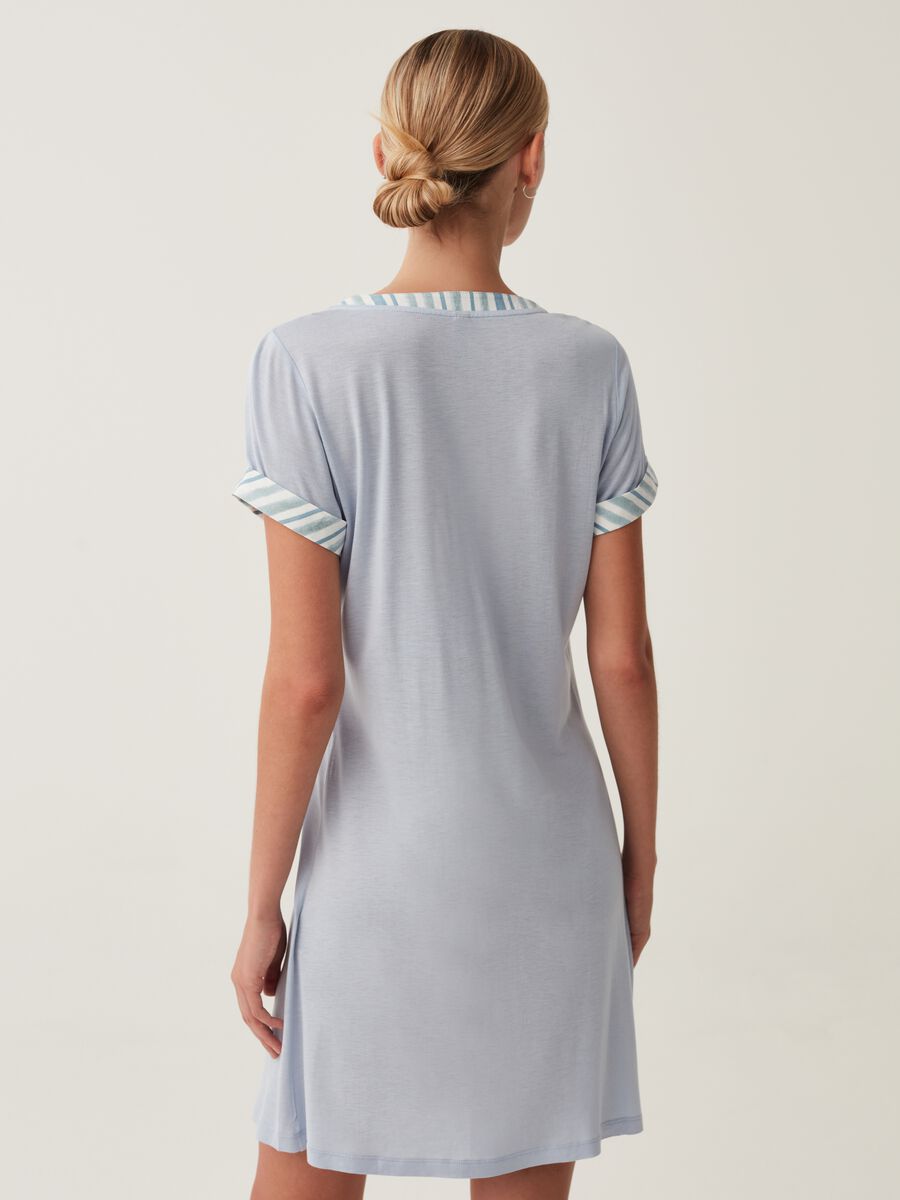 Nightdress with striped edging_2