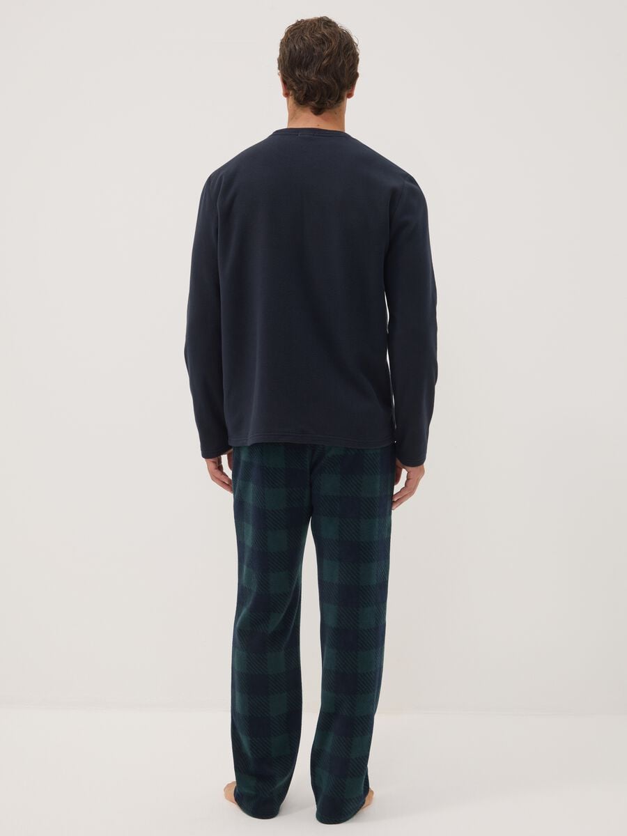 Navy blue long pyjamas with crew neck top and check trousers_3