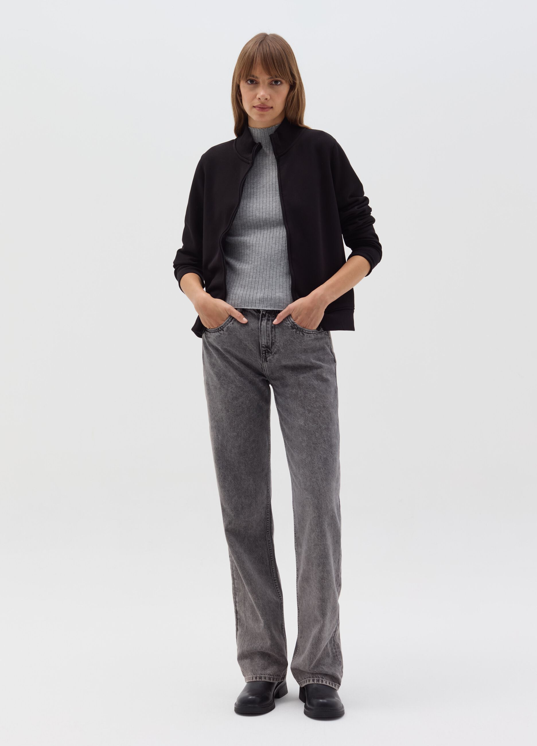 Essential full-zip sweatshirt with high neck