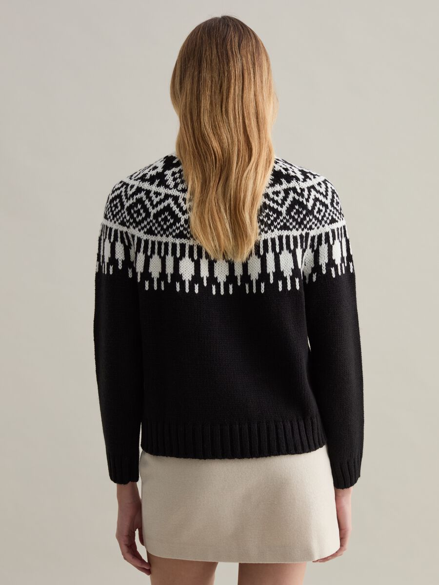 Pullover with mock neck and Norwegian design_3