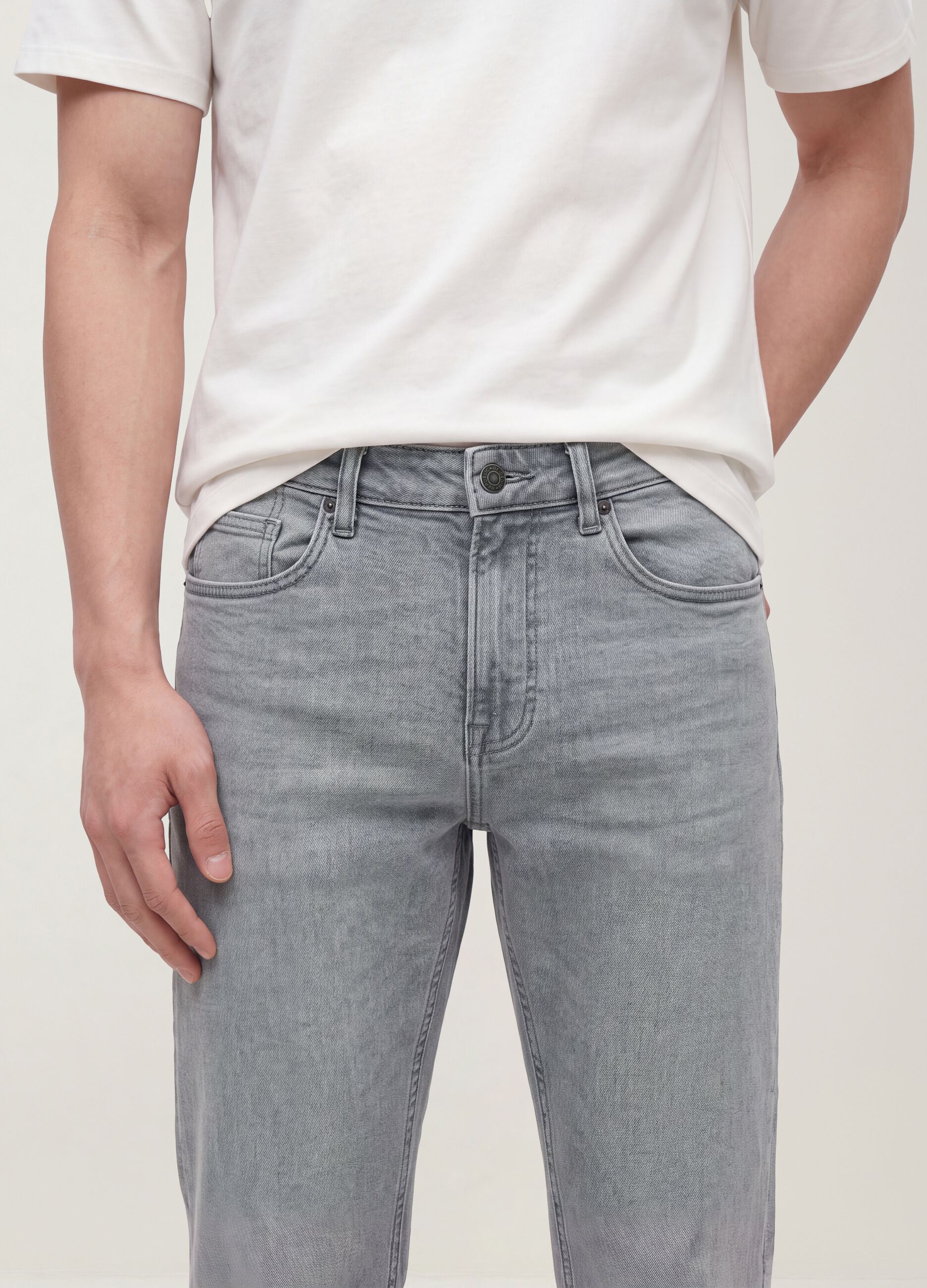 Graue Jeans aus Stretch-Baumwolle