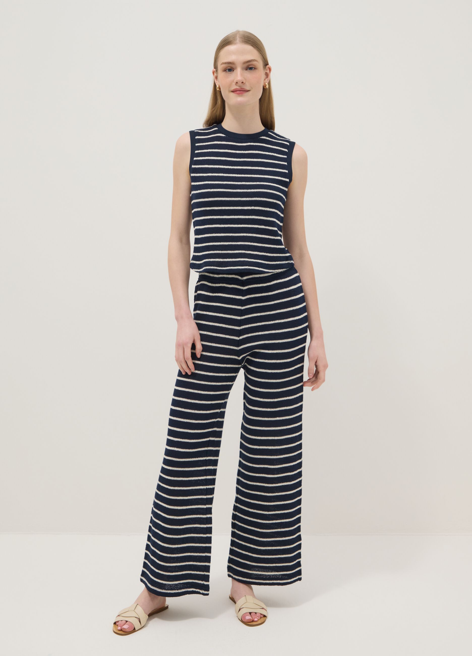 &Mu;&pi;&lambda;&epsilon; &rho;&iota;&gamma;έ wide-leg &pi;&alpha;&nu;&tau;&epsilon;&lambda;ό&nu;&iota; &mu;&epsilon; &epsilon;&lambda;&alpha;&sigma;&tau;&iota;&kappa;ή &mu;έ&sigma;&eta;