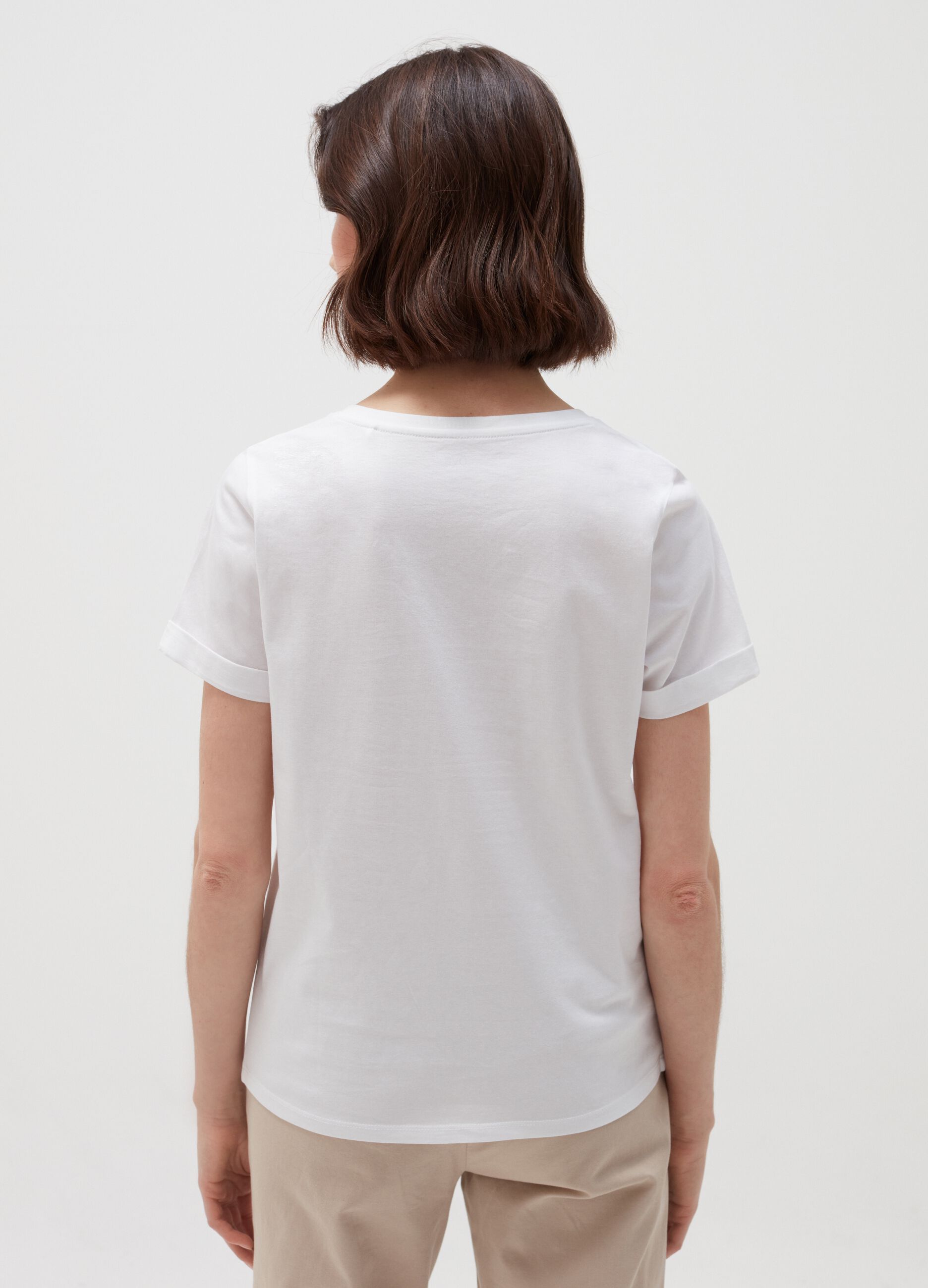 Camiseta de algodón Supima con cuello de pico