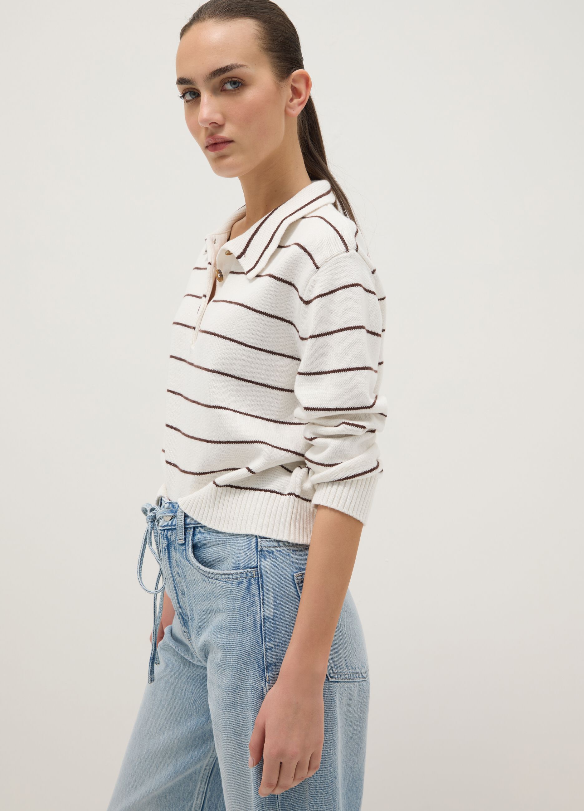 &Pi;&omicron;&upsilon;&lambda;ό&beta;&epsilon;&rho; &alpha;&pi;ό &kappa;&alpha;&theta;&alpha;&rho;ό &beta;&alpha;&mu;&beta;ά&kappa;&iota; &mu;&epsilon; &pi;&omicron;&lambda;ύ&chi;&rho;&omega;&mu;&epsilon;&sigmaf; &rho;ί&gamma;&epsilon;&sigmaf;, &kappa;&alpha;&nu;&omicron;&nu;&iota;&kappa;ή &epsilon;&phi;&alpha;&rho;&mu;&omicron;&gamma;ή