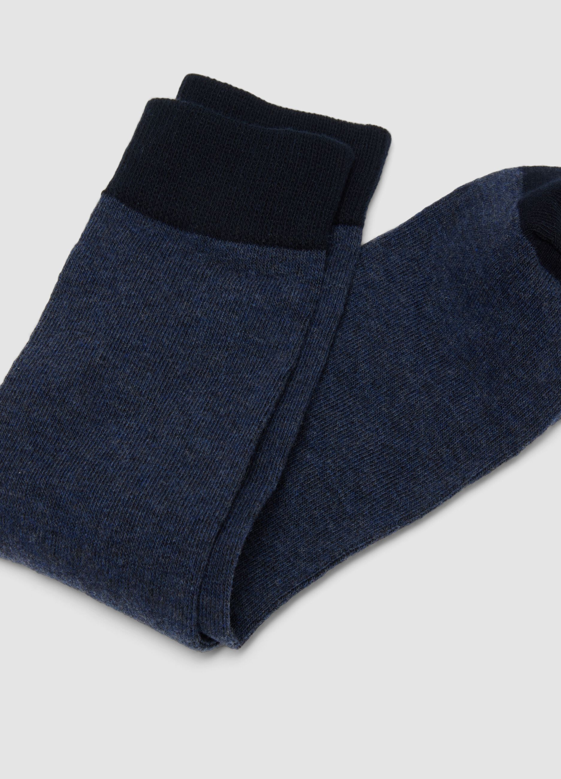 3er-Pack blaue Socken in mittlerer H&ouml;he aus elastischer Bio-Baumwolle