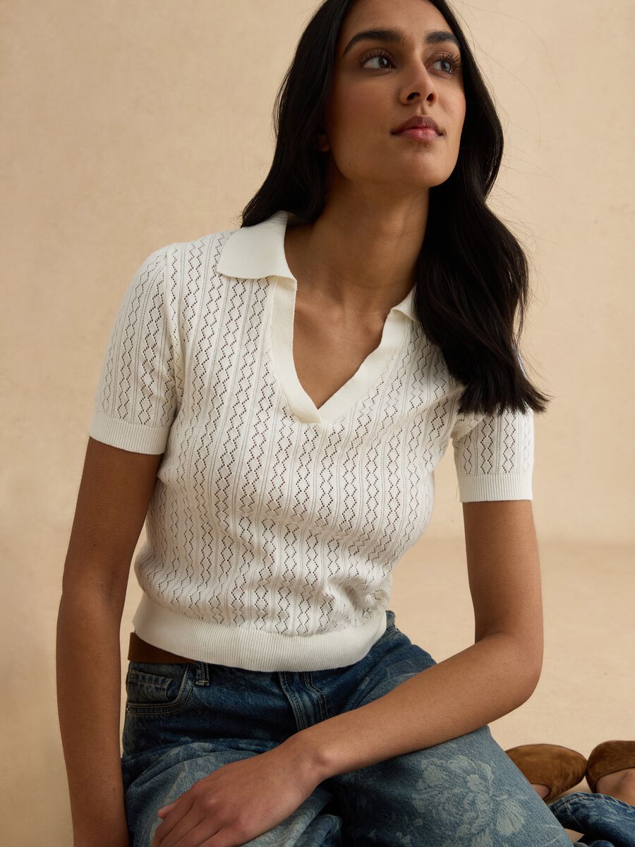 Camisola branca de mistura de algod&atilde;o, regular fit com gola polo_0