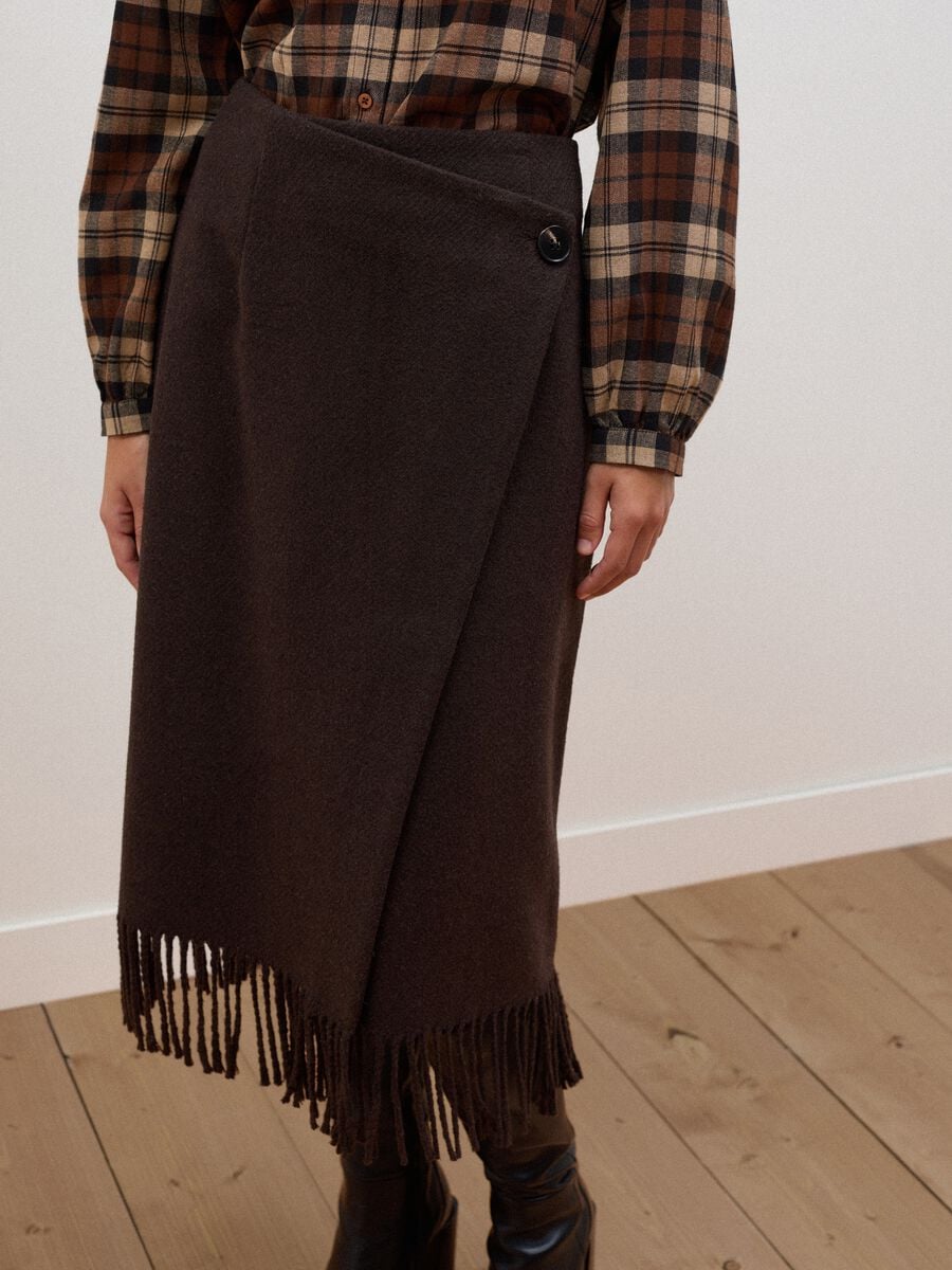 Brown viscose-wool blend skirt with fringed hem_2