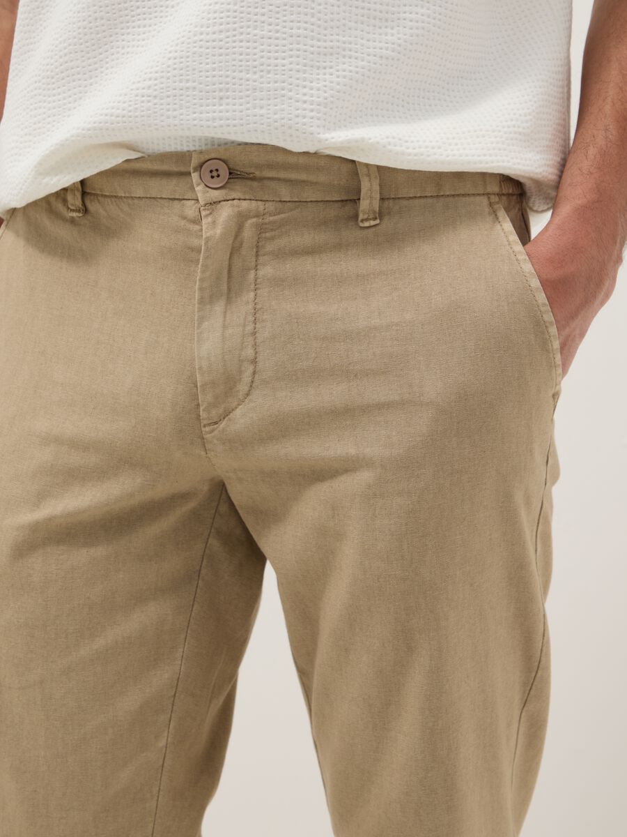 Beige linen and cotton-blend regular-fit chino trousers_3