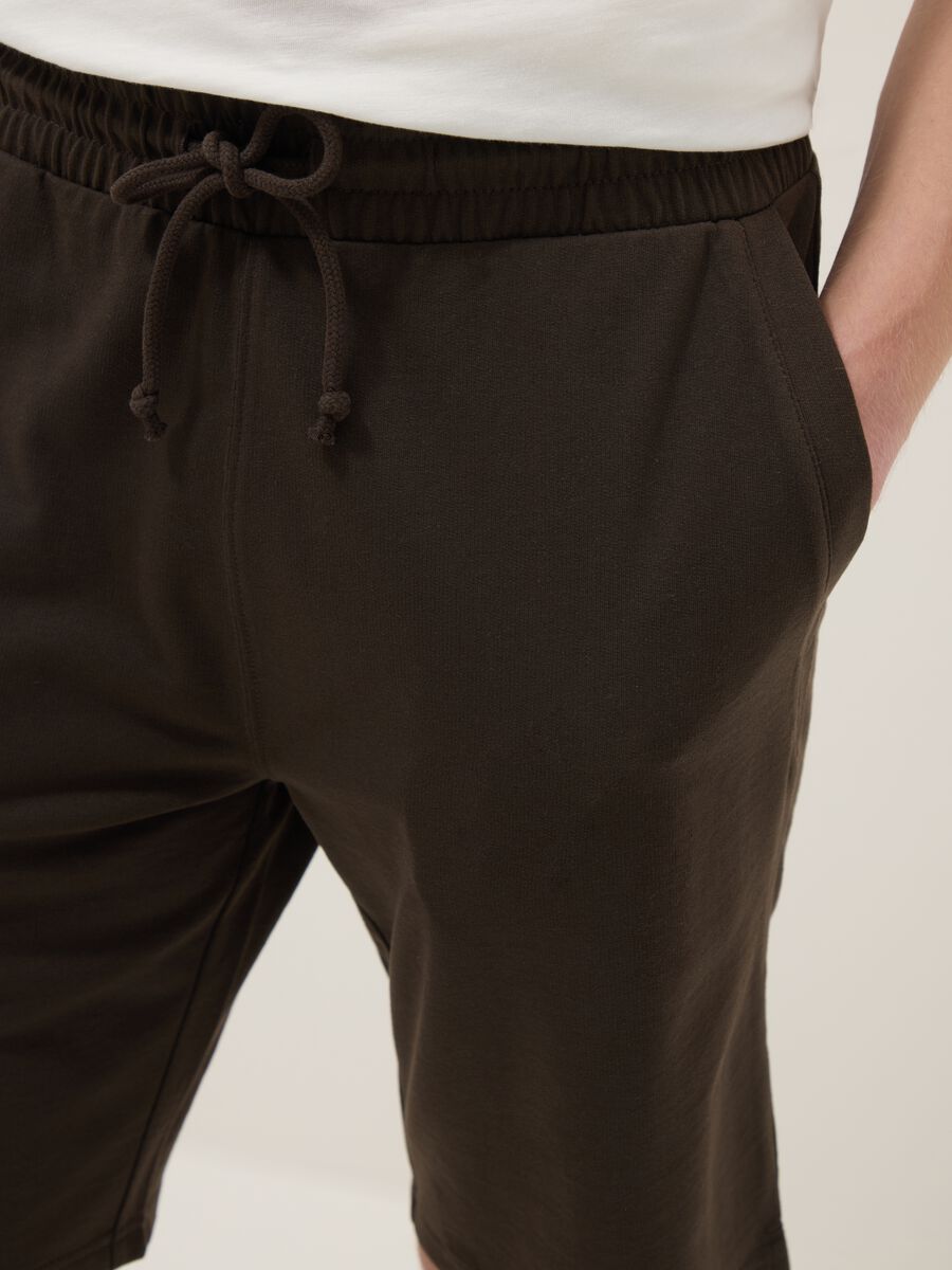 Brown cotton blend regular fit shorts_4