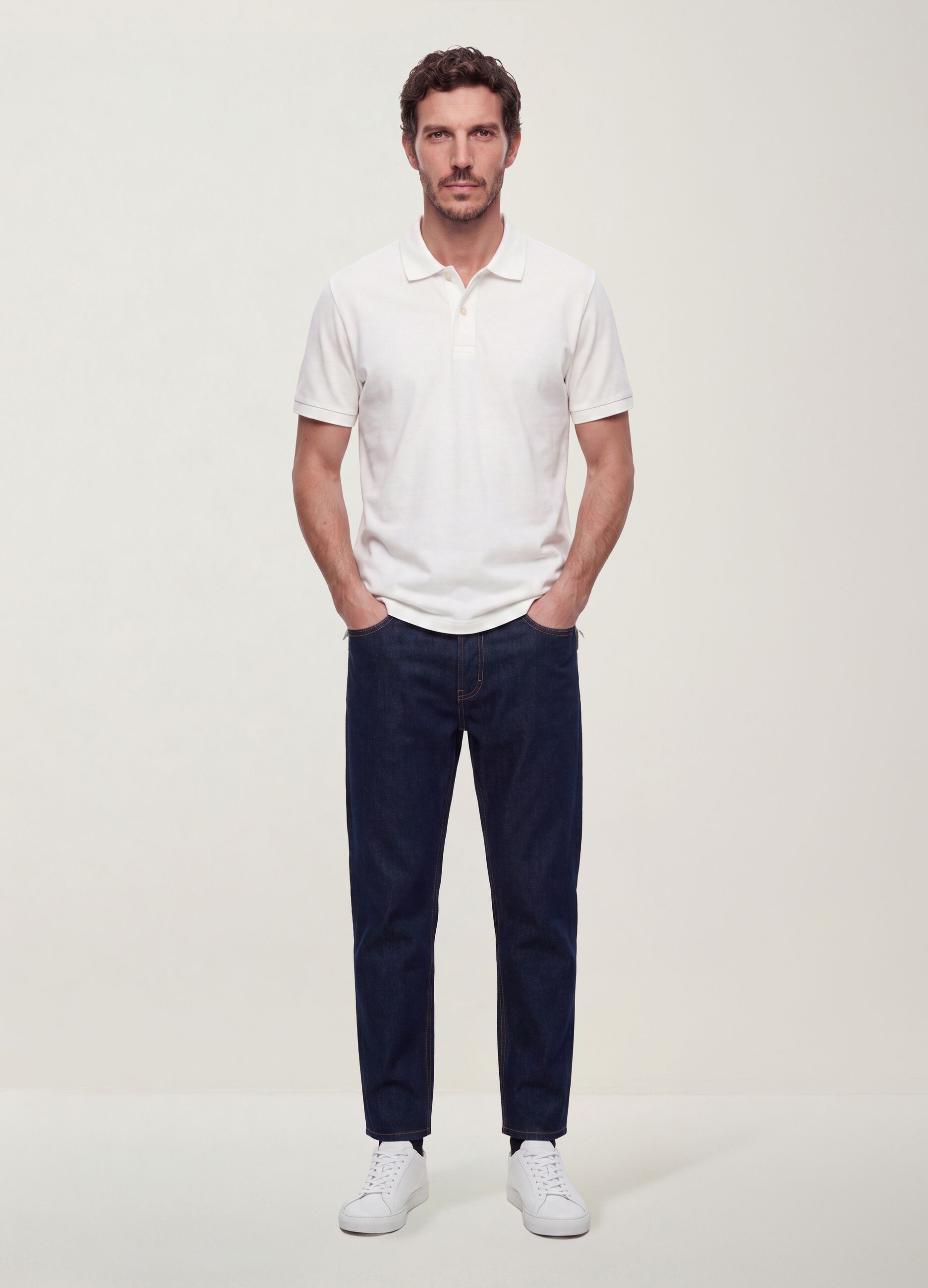 Jeans de ganga em algod&atilde;o puro, regular tapered