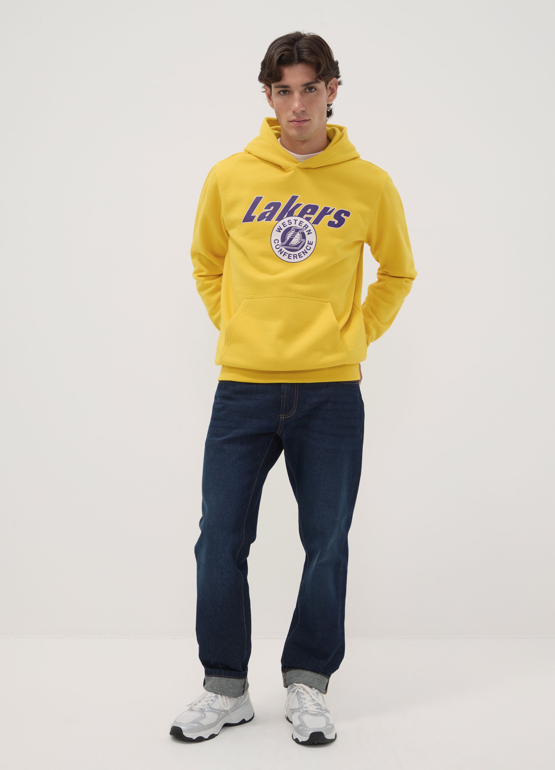Sweatshirt amarela com capuz em mistura de algod&atilde;o com estampado Lakers