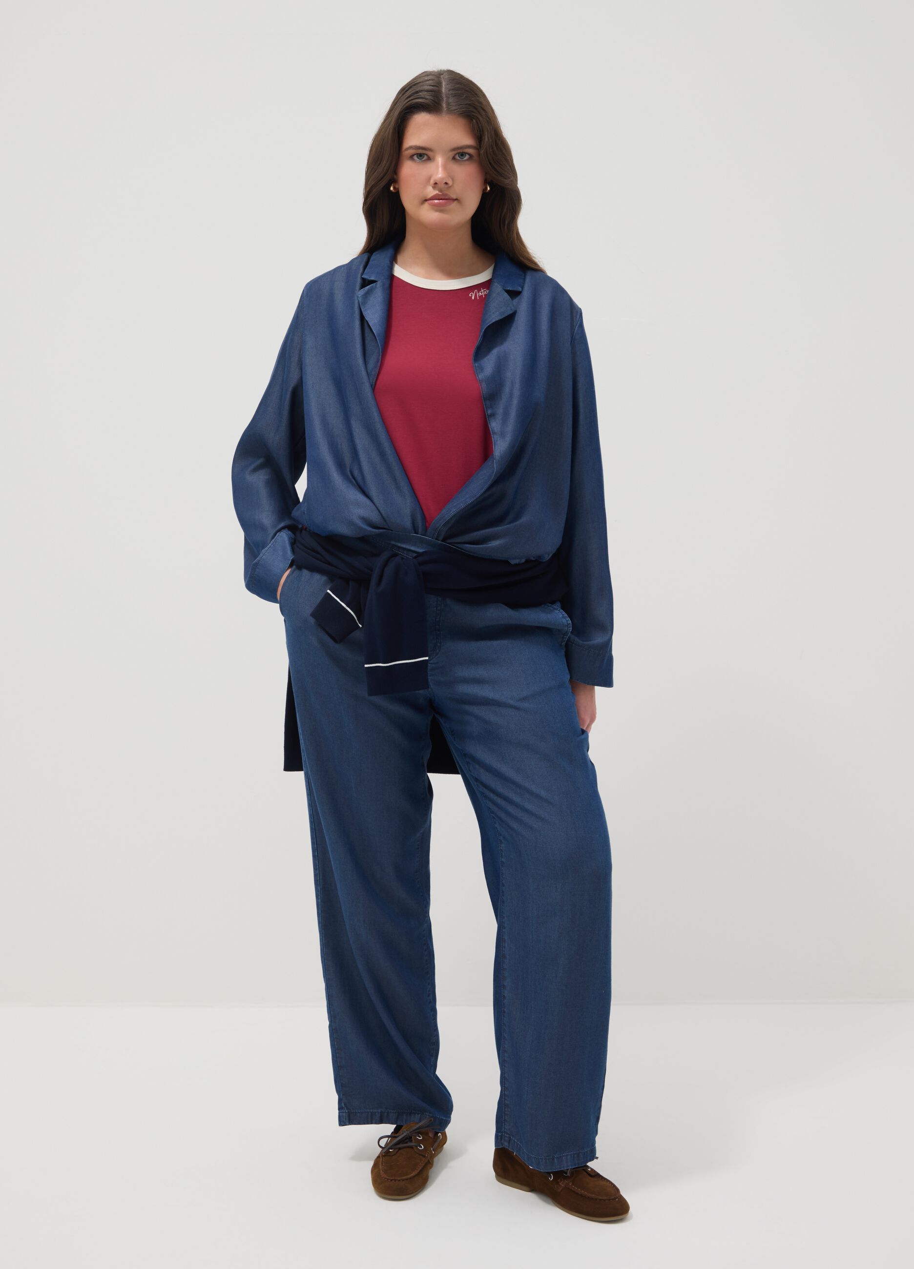 Blaue Jogginghose aus reinem Lyocell mit regul&auml;rer Passform