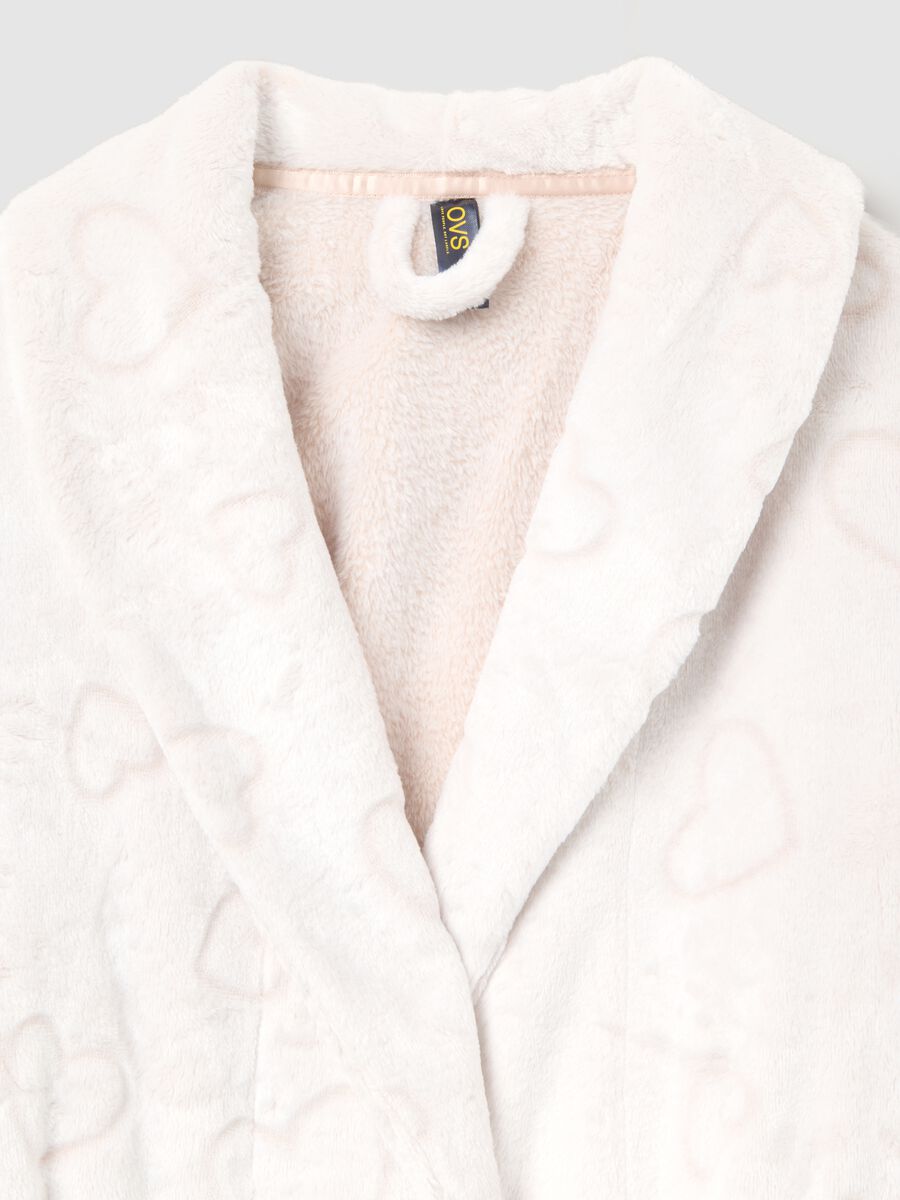 White dressing gown with pockets and hearts_5