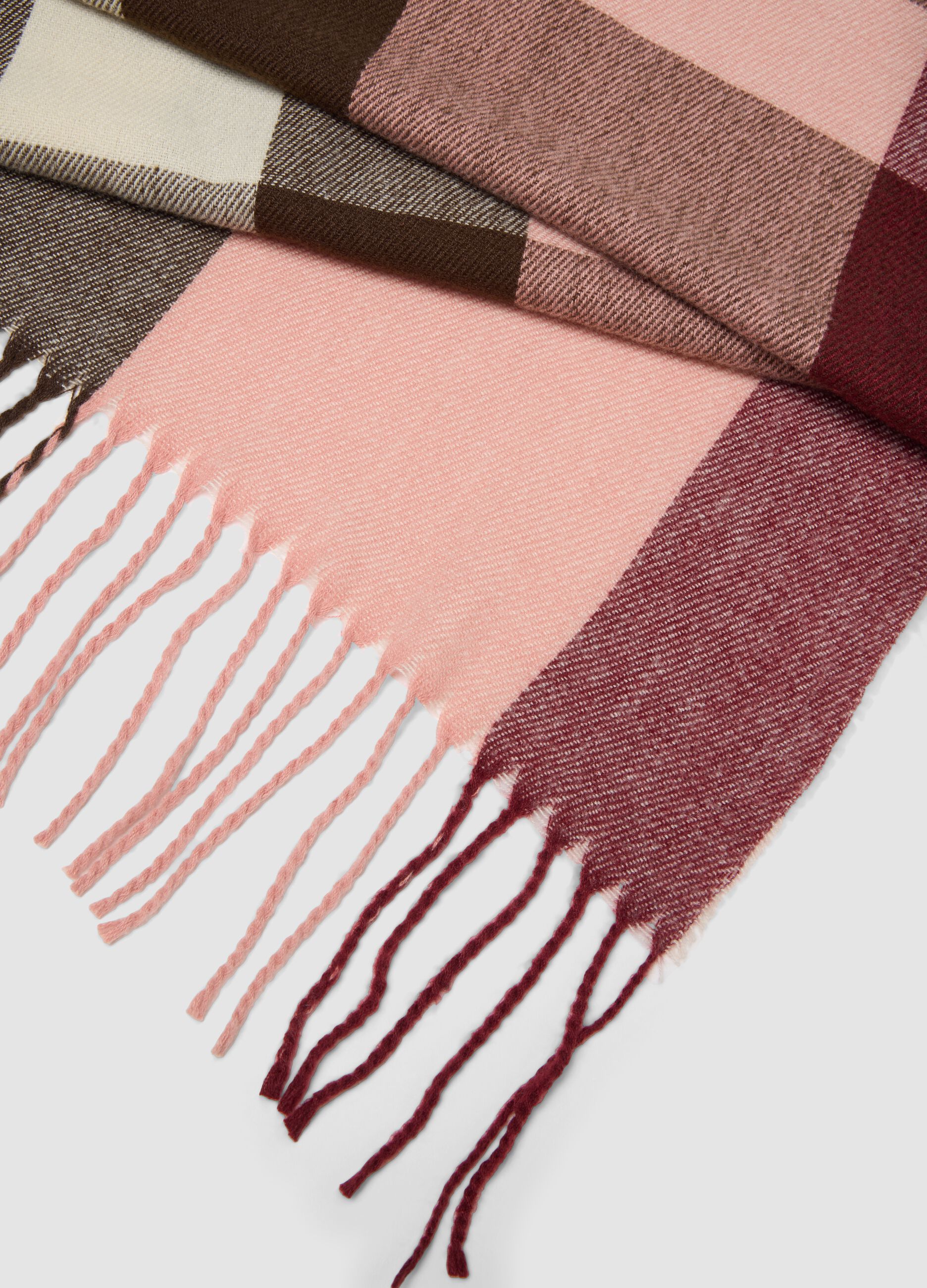 Cachecol multicolor em mistura de viscose com franjas