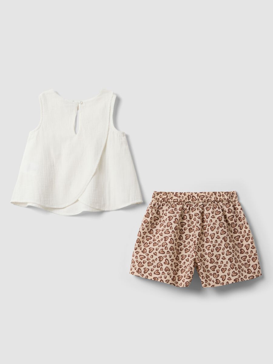 White pure cotton set with sleeveless top and shorts_1