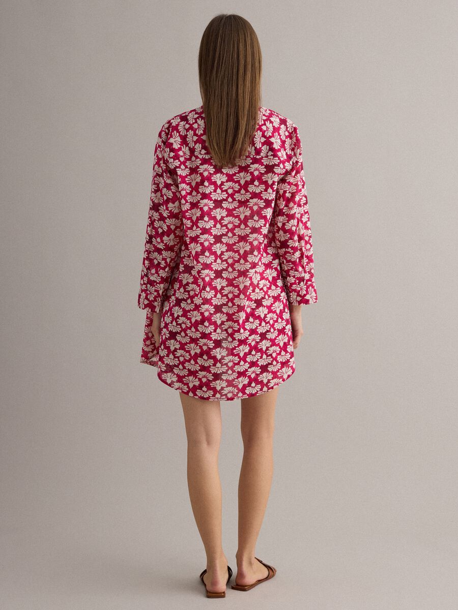 Caftan rouge en pur coton &agrave; imprim&eacute; floral_2