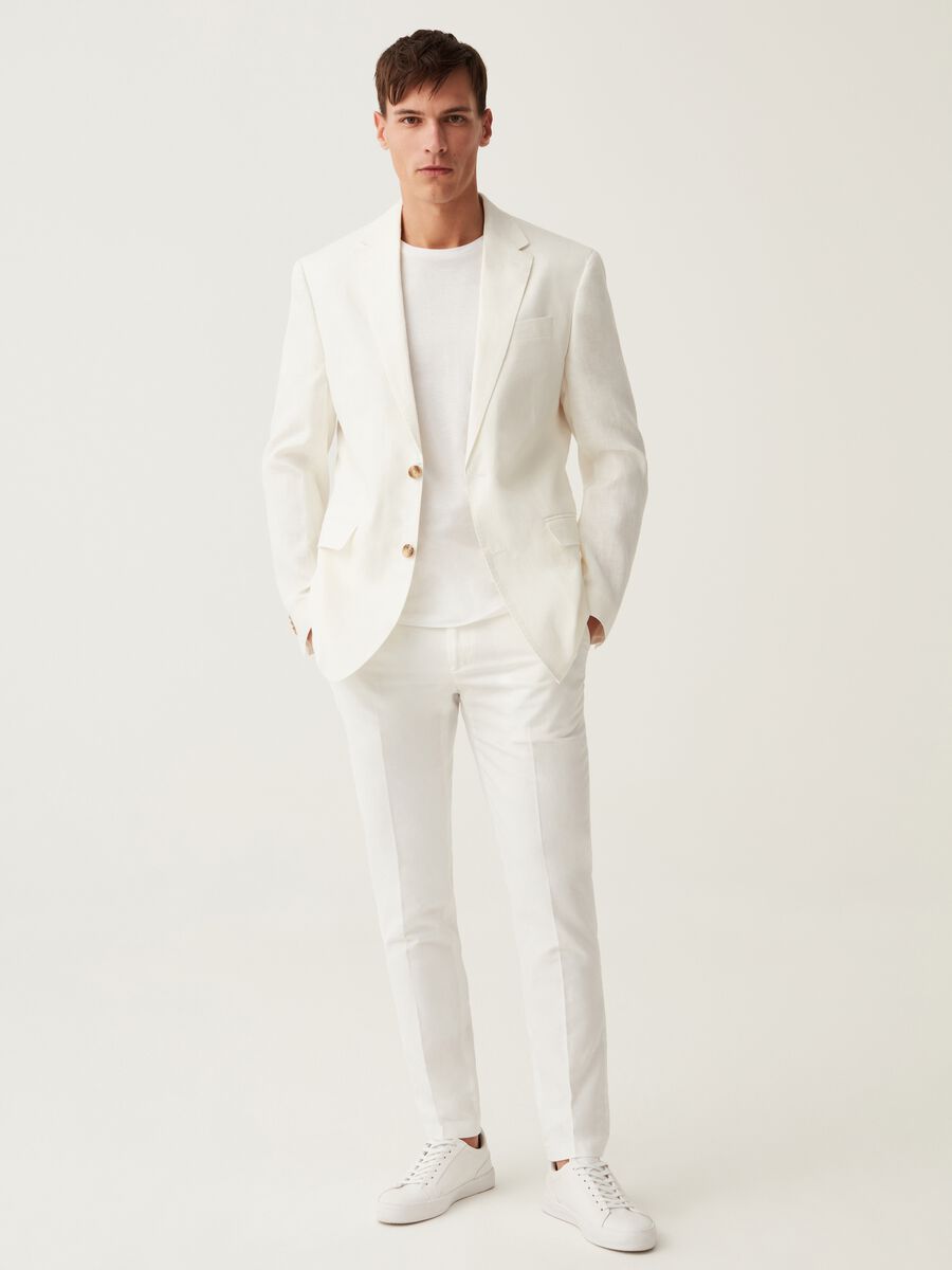 Pantalone chino slim fit in cotone e lino bianco_0
