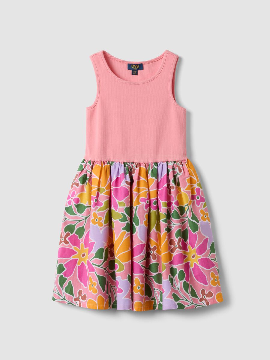Vestido rosa em algod&atilde;o el&aacute;stico com saia de padr&atilde;o floral_0