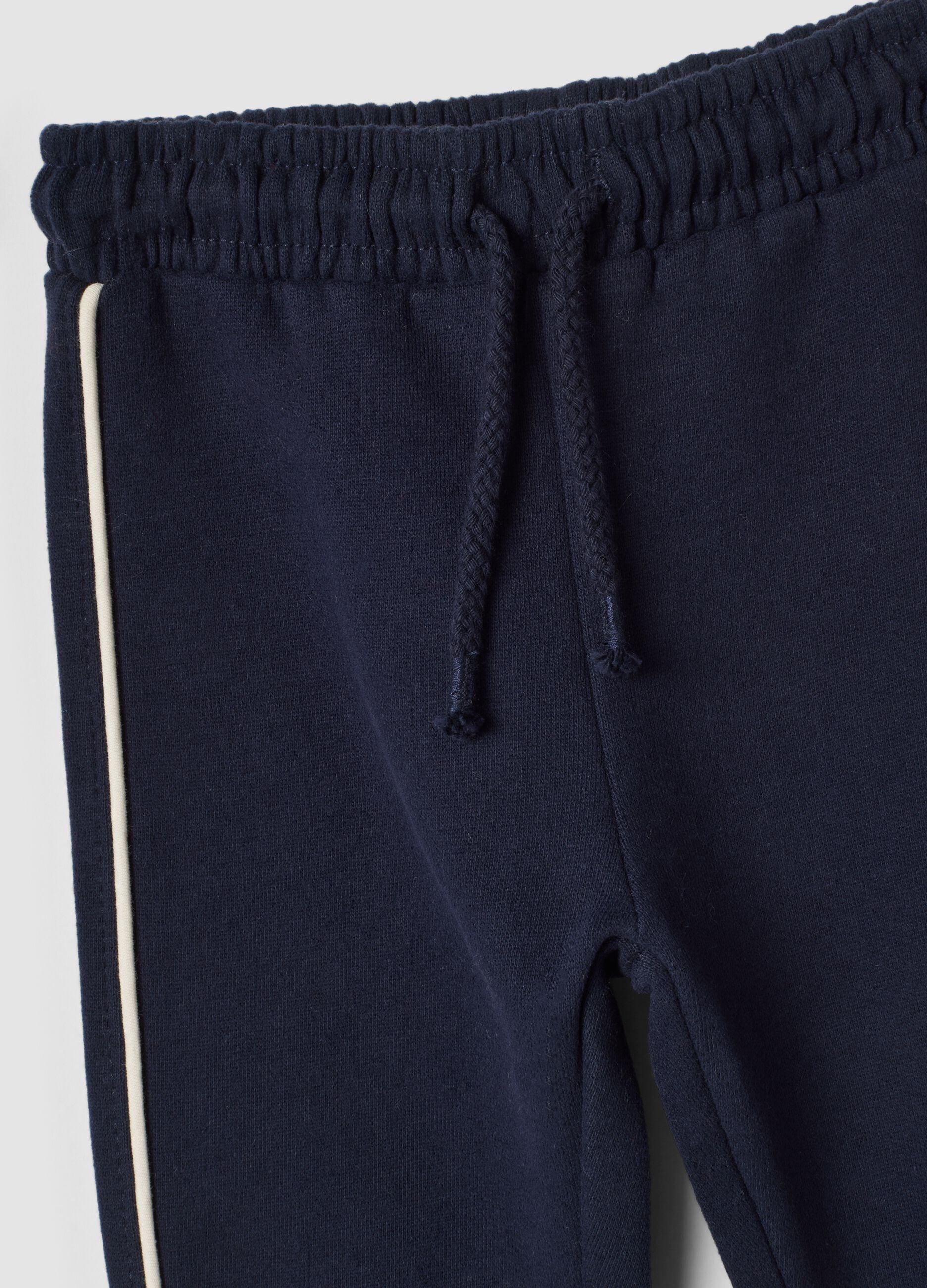 &Mu;&pi;&lambda;&epsilon; jogger &pi;&alpha;&nu;&tau;&epsilon;&lambda;ό&nu;&iota; &alpha;&pi;ό 100% &omicron;&rho;&gamma;&alpha;&nu;&iota;&kappa;ό &beta;&alpha;&mu;&beta;ά&kappa;&iota;