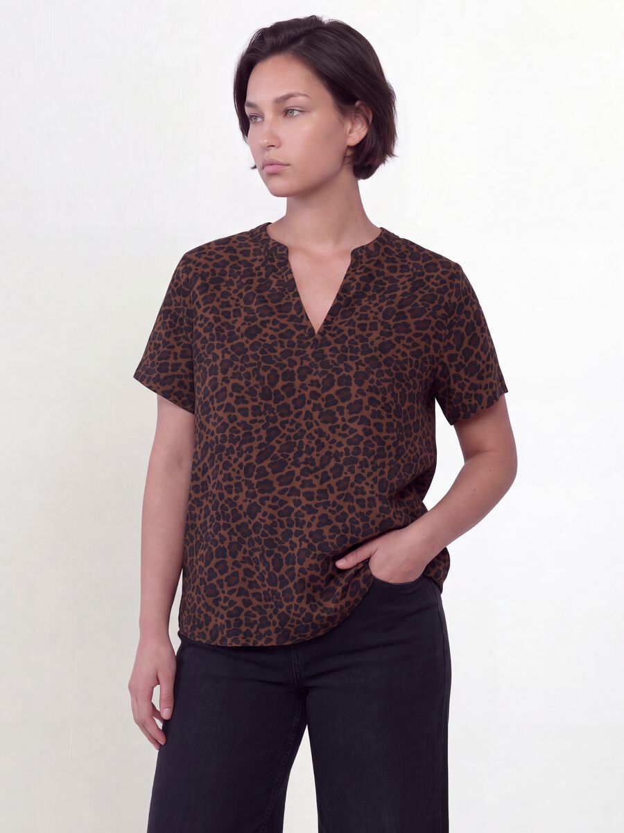 Brown pure viscose blouse with Mandarin collar and animal print, regular fit_0