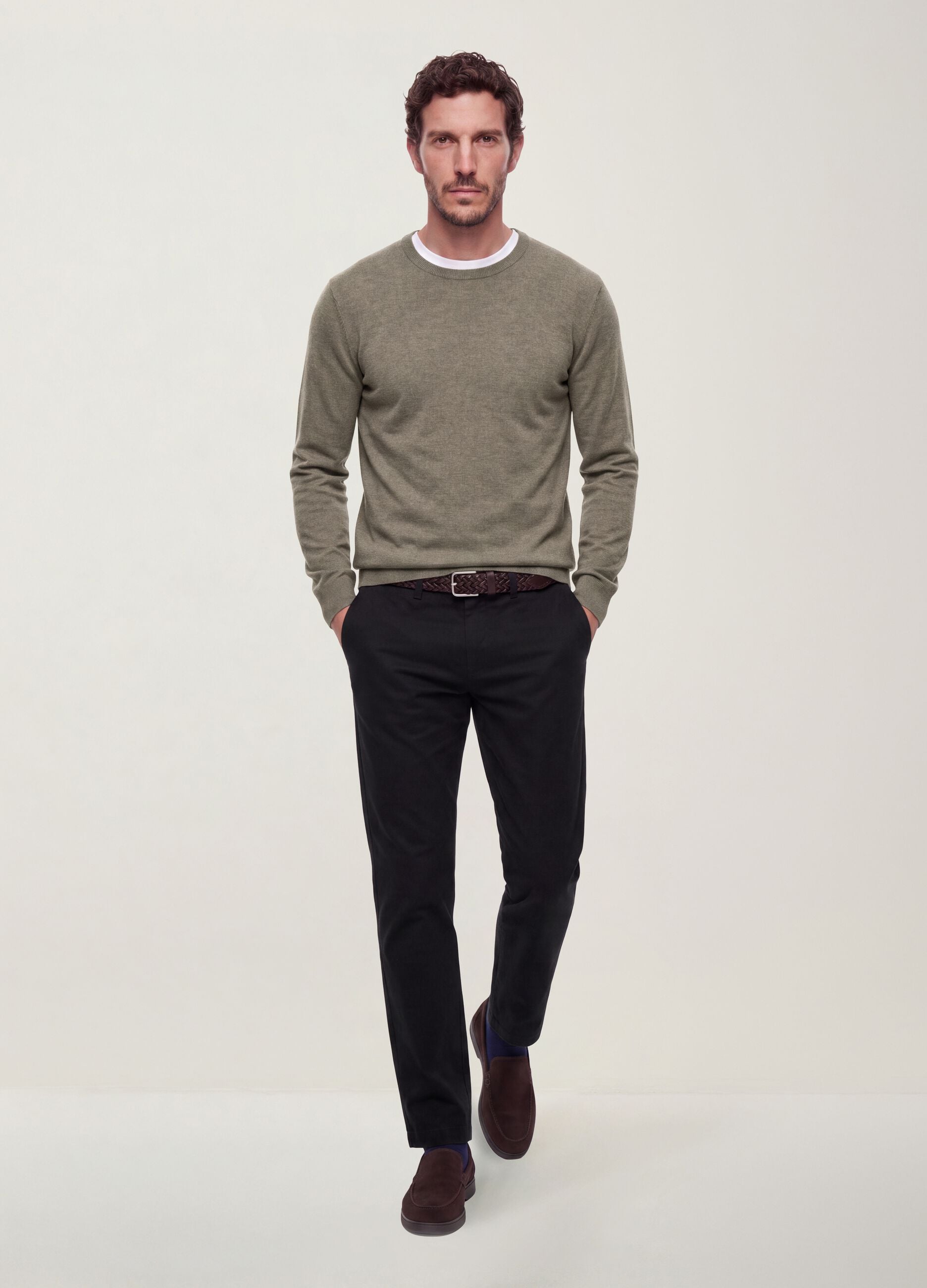 Grey crew-neck jumper in viscose blend, regular fit