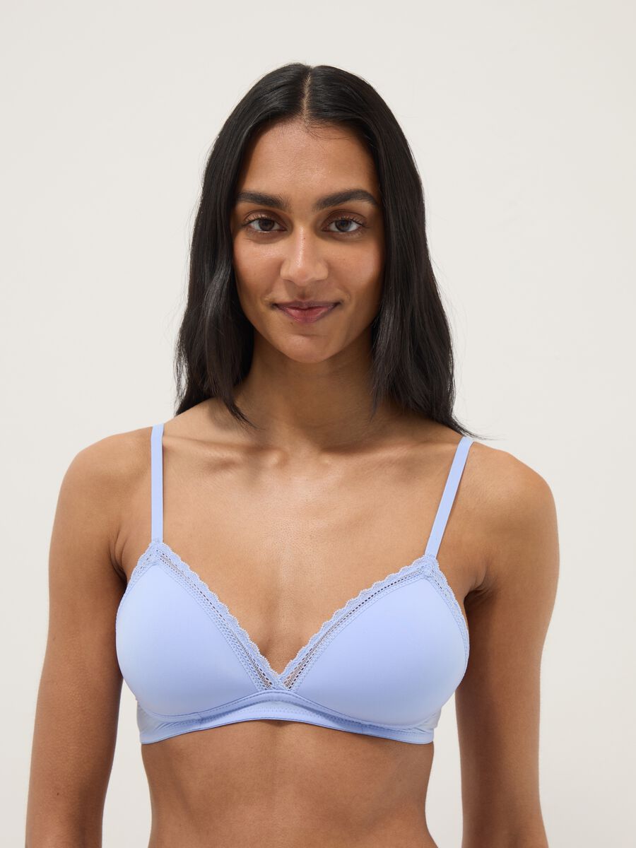 Blauer Triangel-BH mit Spitzendetail_0