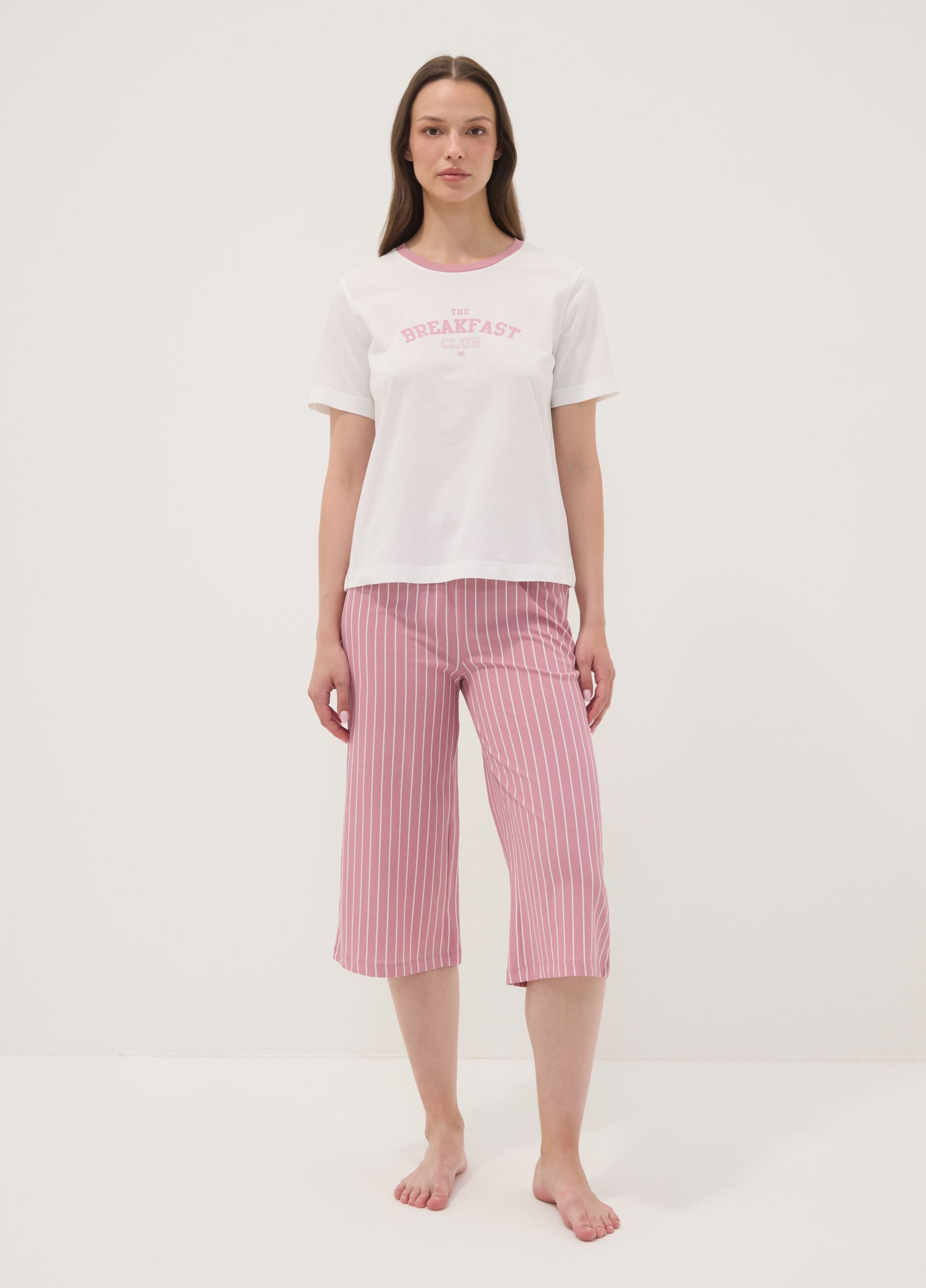 Pink and white organic cotton pyjamas with cropped trousers