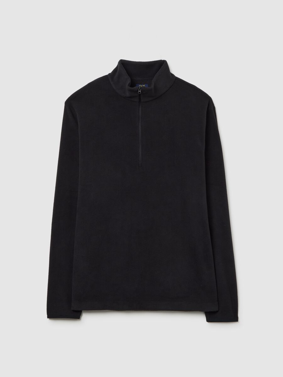Schwarzes Fleece-Sweatshirt mit halbem Reißverschluss_4