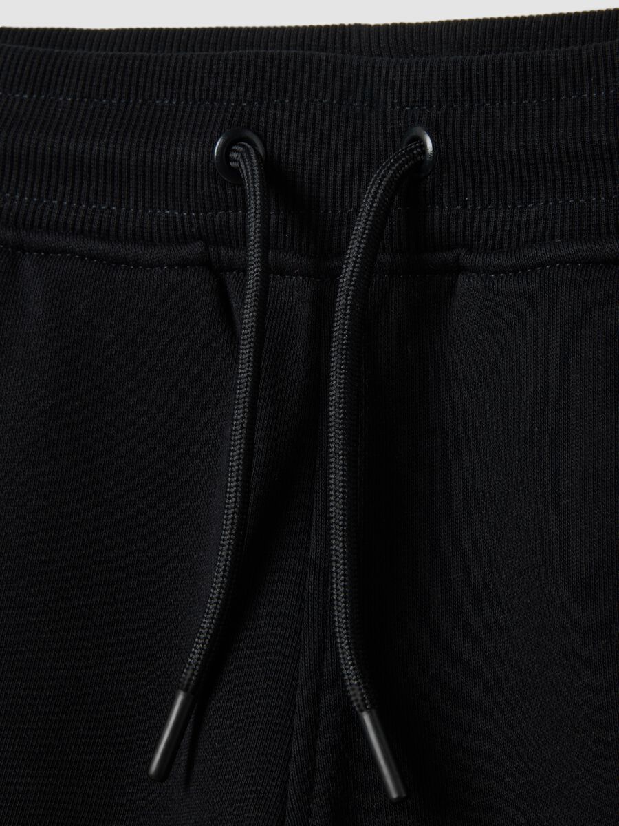 Girls&rsquo; black pure cotton shorts, regular fit_2