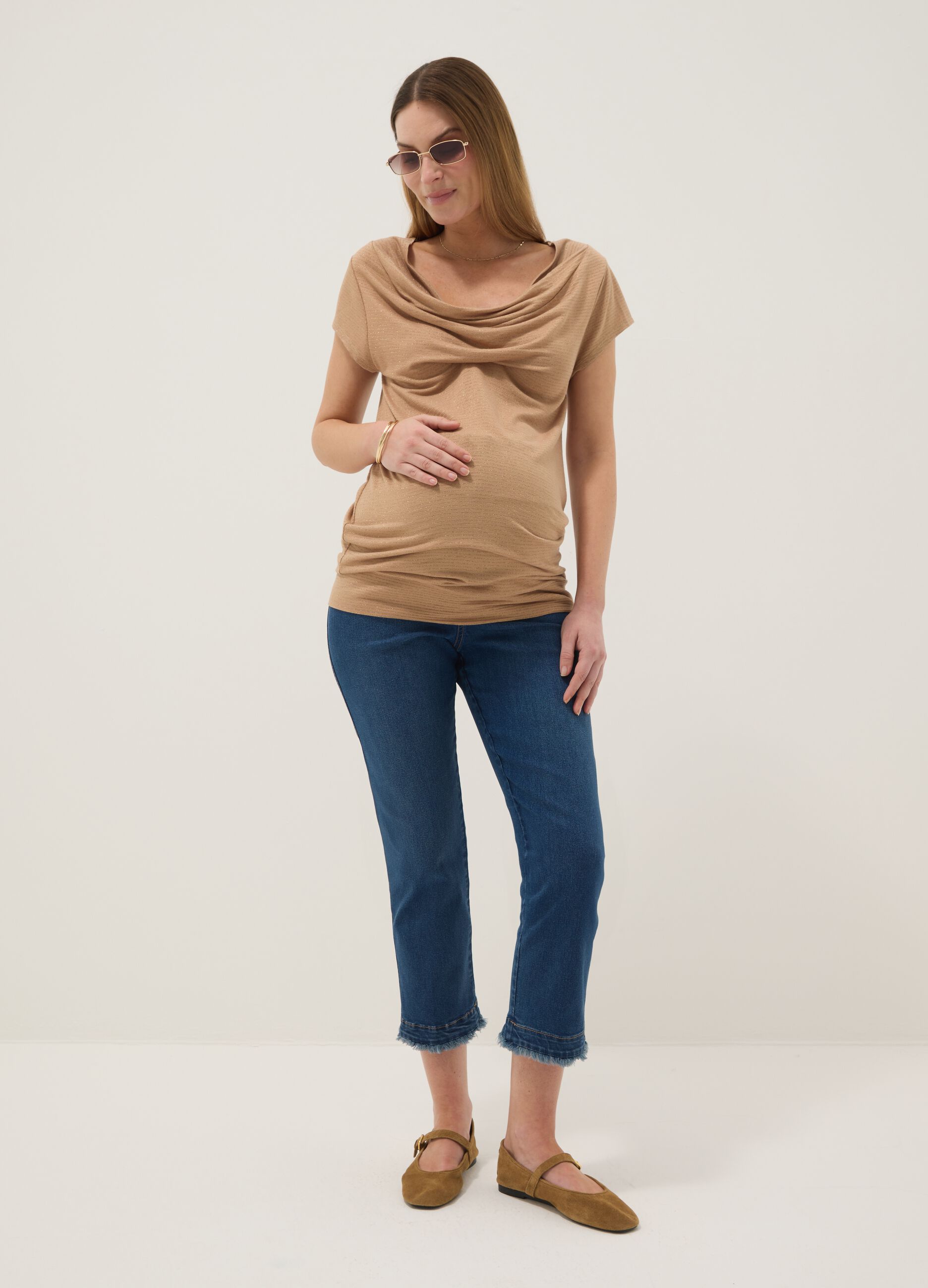 Maglietta beige premaman a maniche corte in viscosa elasticizzata