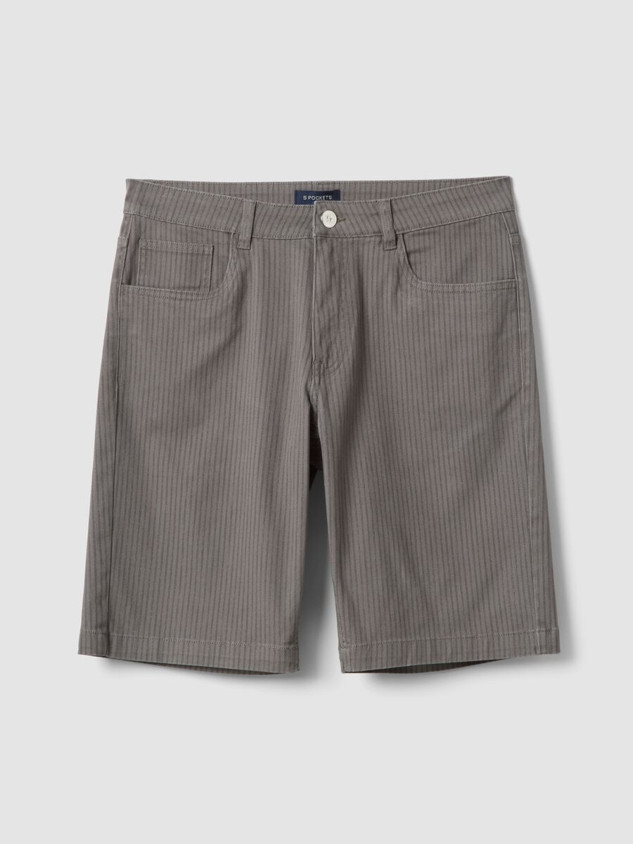 Grey striped stretch cotton Bermuda shorts_4