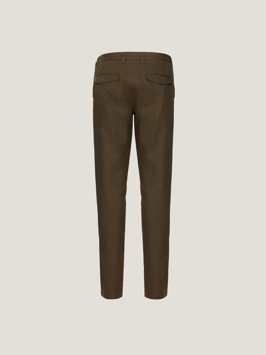 Cotton and linen chino trousers_5