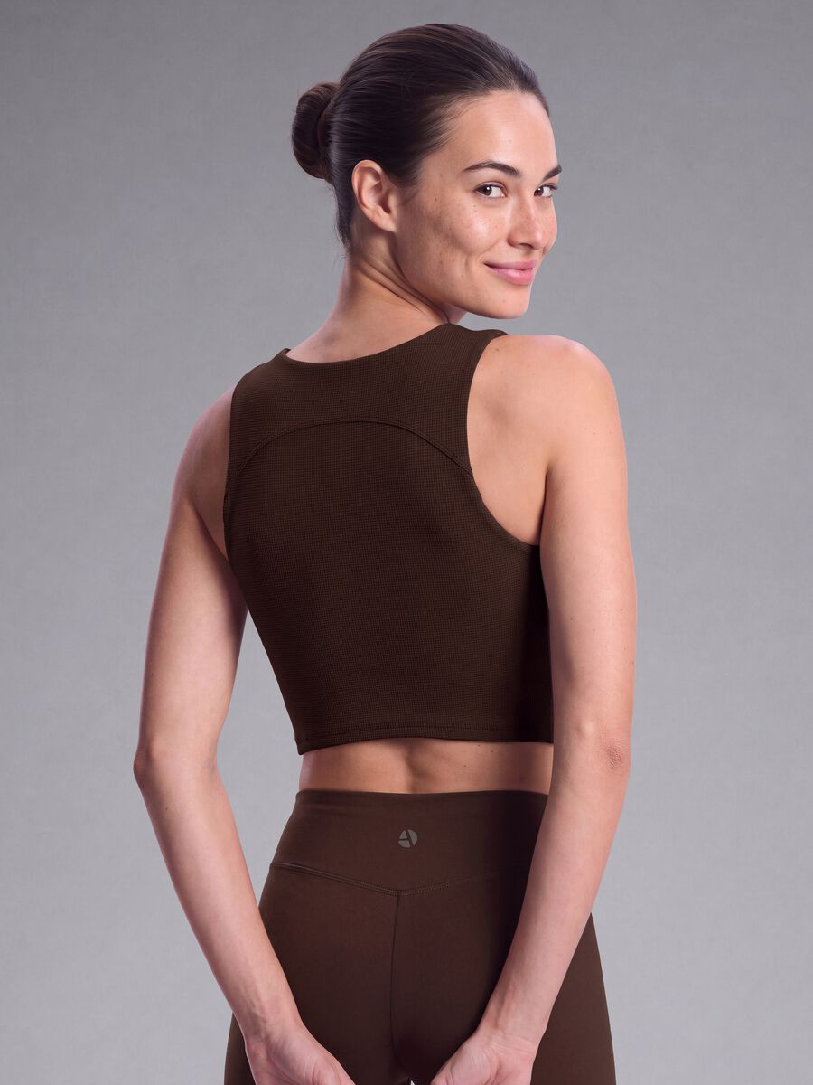 Brown crop top in stretch fabric_4
