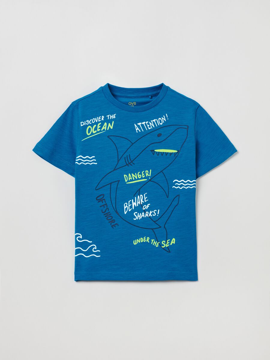 Camiseta de algodón con estampado tiburón_0