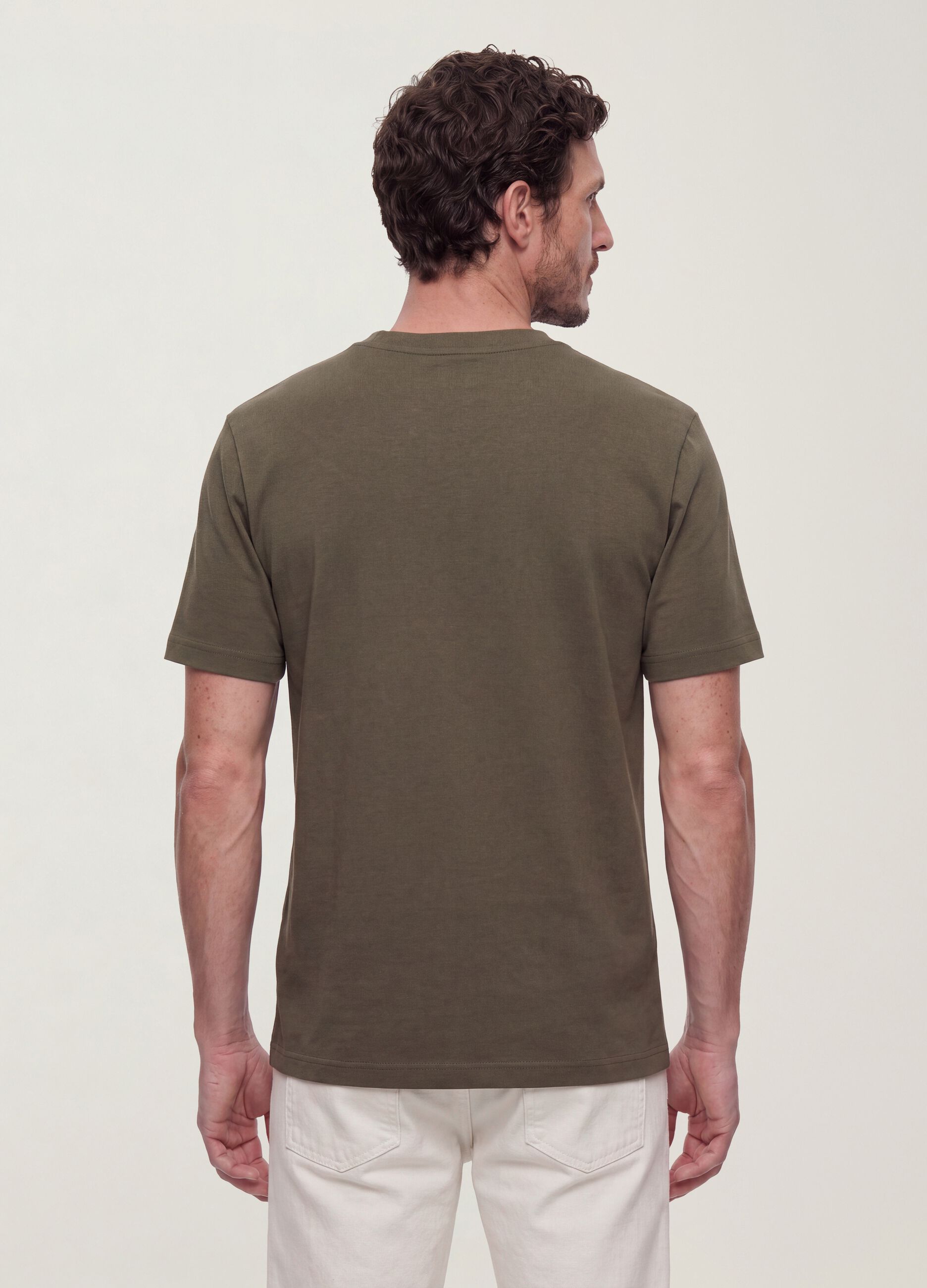 &Pi;&rho;ά&sigma;&iota;&nu;&omicron; &alpha;&nu;&delta;&rho;&iota;&kappa;ό T-shirt &alpha;&pi;ό 100% &beta;&alpha;&mu;&beta;ά&kappa;&iota; &mu;&epsilon; &kappa;&omicron;&nu;&tau;ό &mu;&alpha;&nu;ί&kappa;&iota;, regular &epsilon;&phi;&alpha;&rho;&mu;&omicron;&gamma;ή