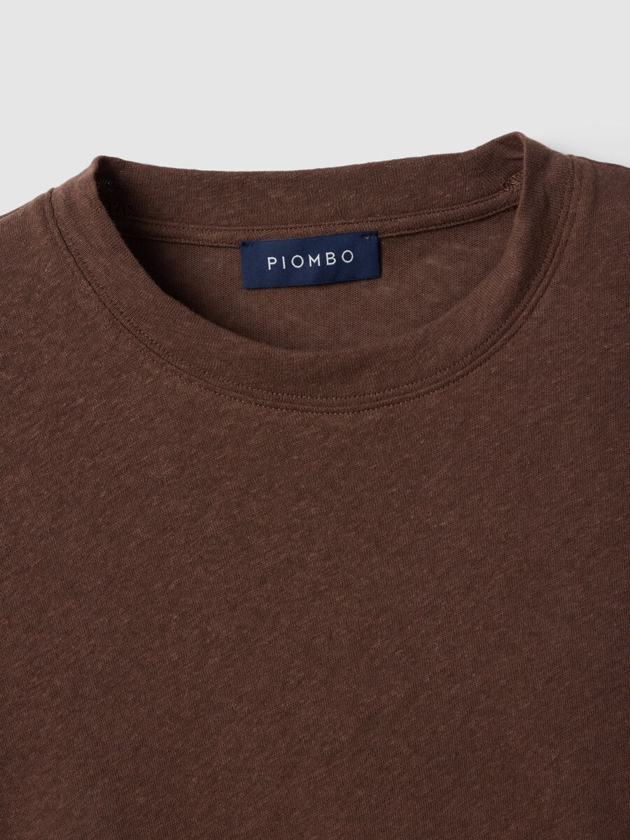 Brown regular fit linen-cotton blend t-shirt_5